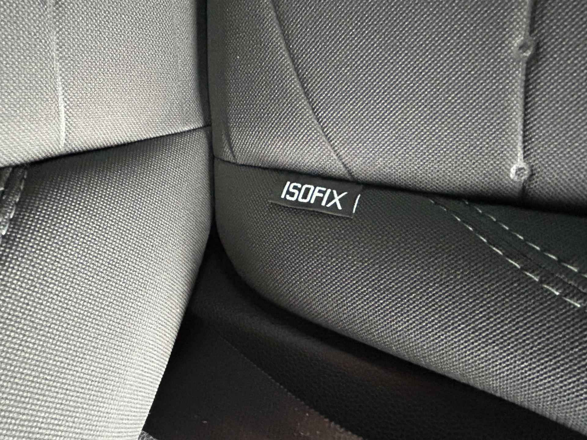 Ford Fiesta 1.0 Style 5Drs Navi Airco Bluetooth 17" LM-Velgen Isofix Elek.Pakket NAP NL-Auto Dealeronderhouden! - 20/23