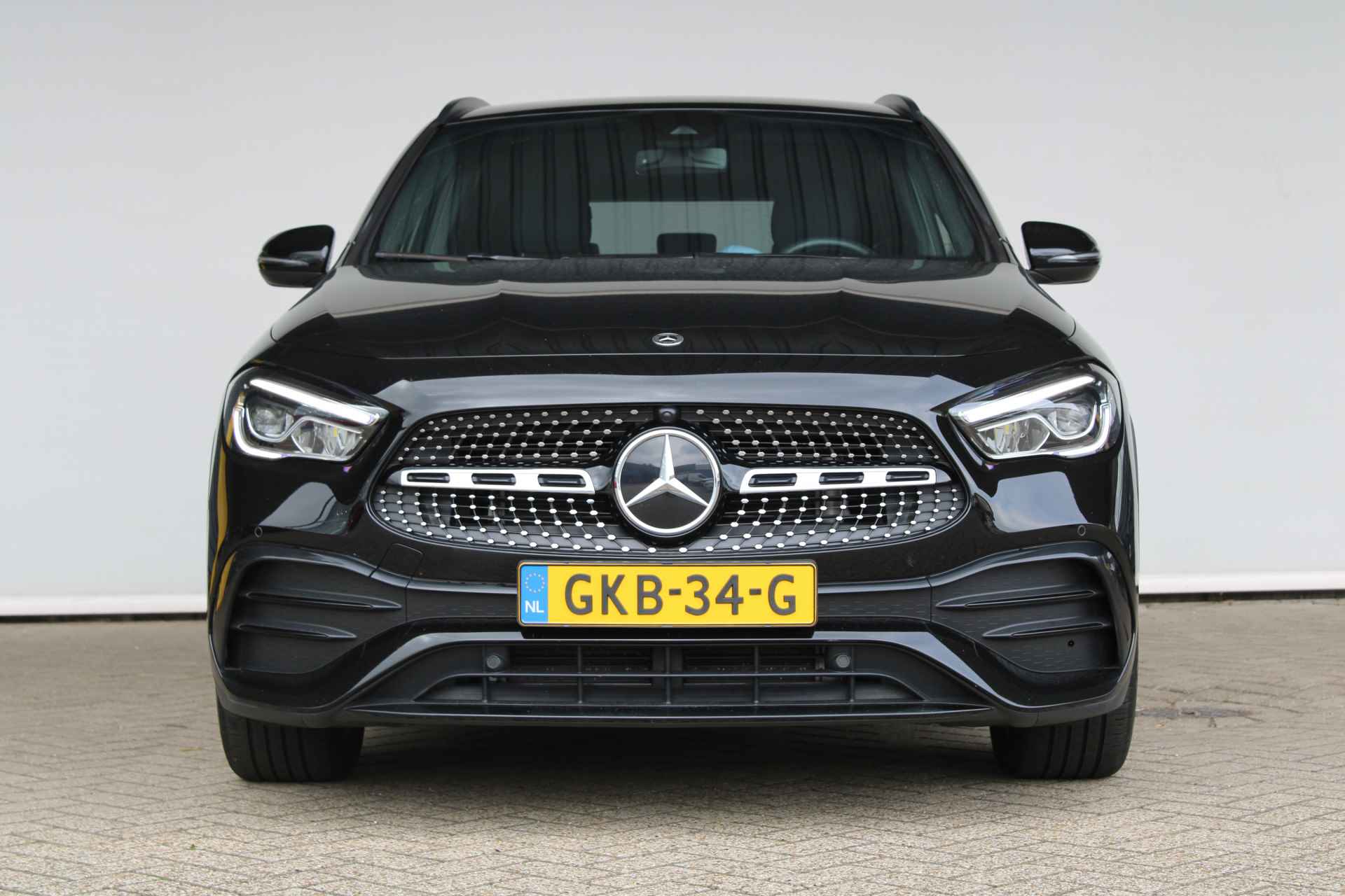 Mercedes-Benz GLA 180 Business Line NIGHT PAKKET/CAMERA/SPORTSTOELEN/19INCH/LED HIGH PERFORMANCE - 10/34