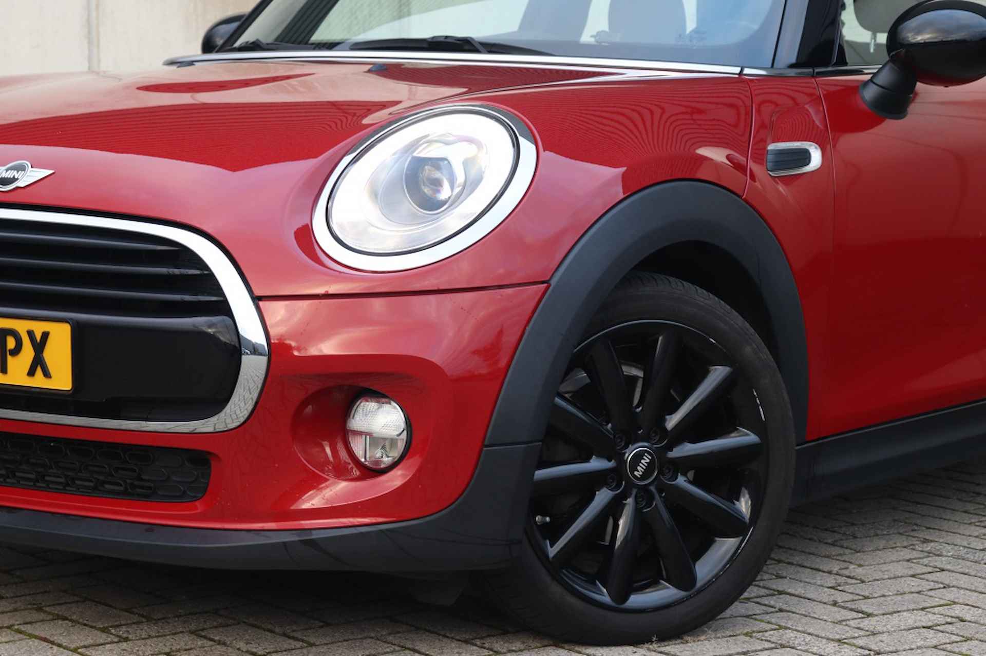 MINI Cooper 1.5 136 PK Chili | Navi | Clima | LED | JCW | 17" - 2/22