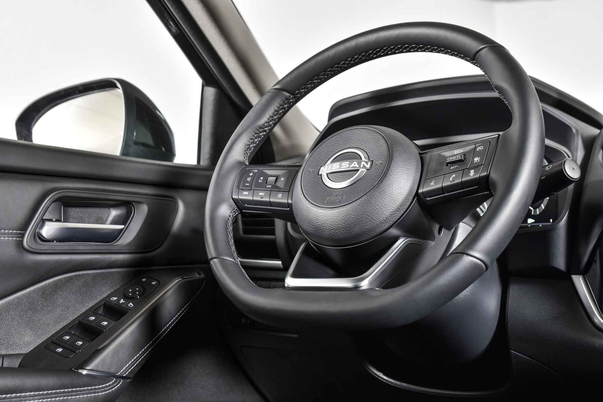 Nissan QASHQAI 1.5 e-Power 190 PK N-Connecta - Automaat | Pano | Dig. Cockpit | Adapt. Cruise | Stoel-+stuurverw. | 360 Camera | PDC | NAV+App. Connect | ECC | LM 18" | - 10/56
