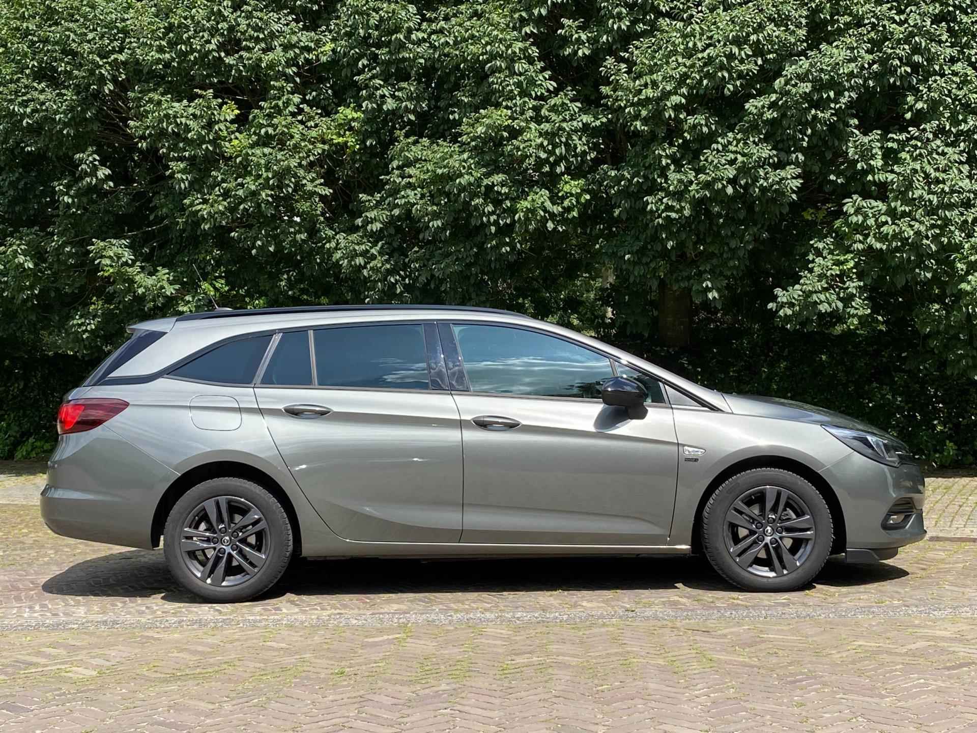 Opel Astra Sports Tourer 1.2 130PK | Rijklaar | LED | NAVI | CAMERA | NAP | BOVAG GARANTIE - 10/30