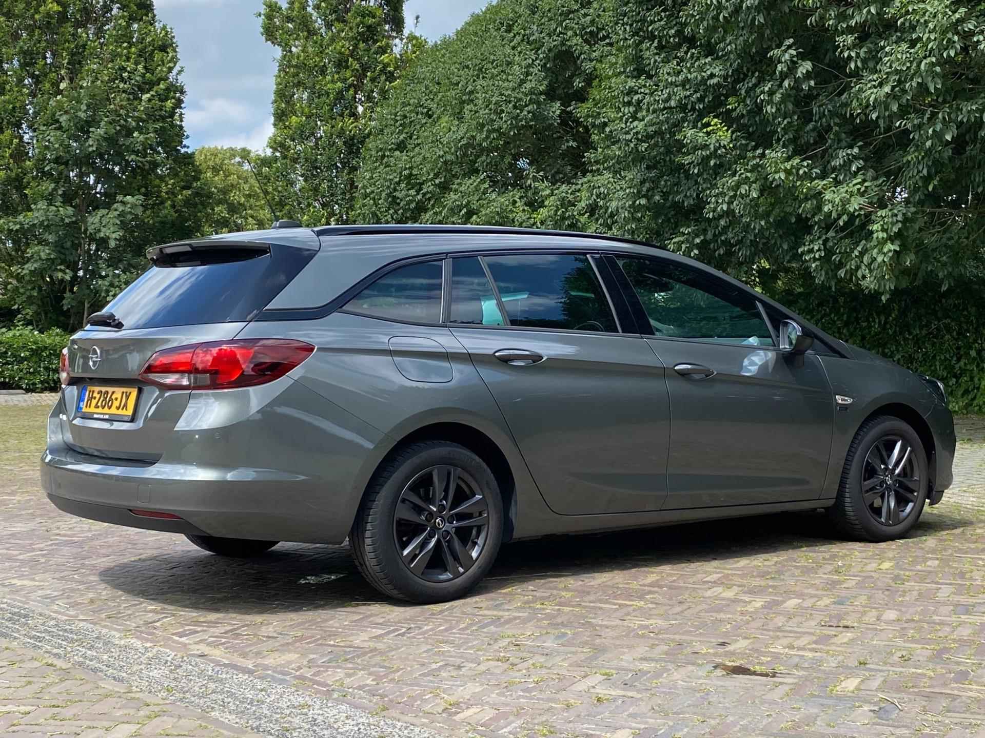 Opel Astra Sports Tourer 1.2 130PK | Rijklaar | LED | NAVI | CAMERA | NAP | BOVAG GARANTIE - 11/30