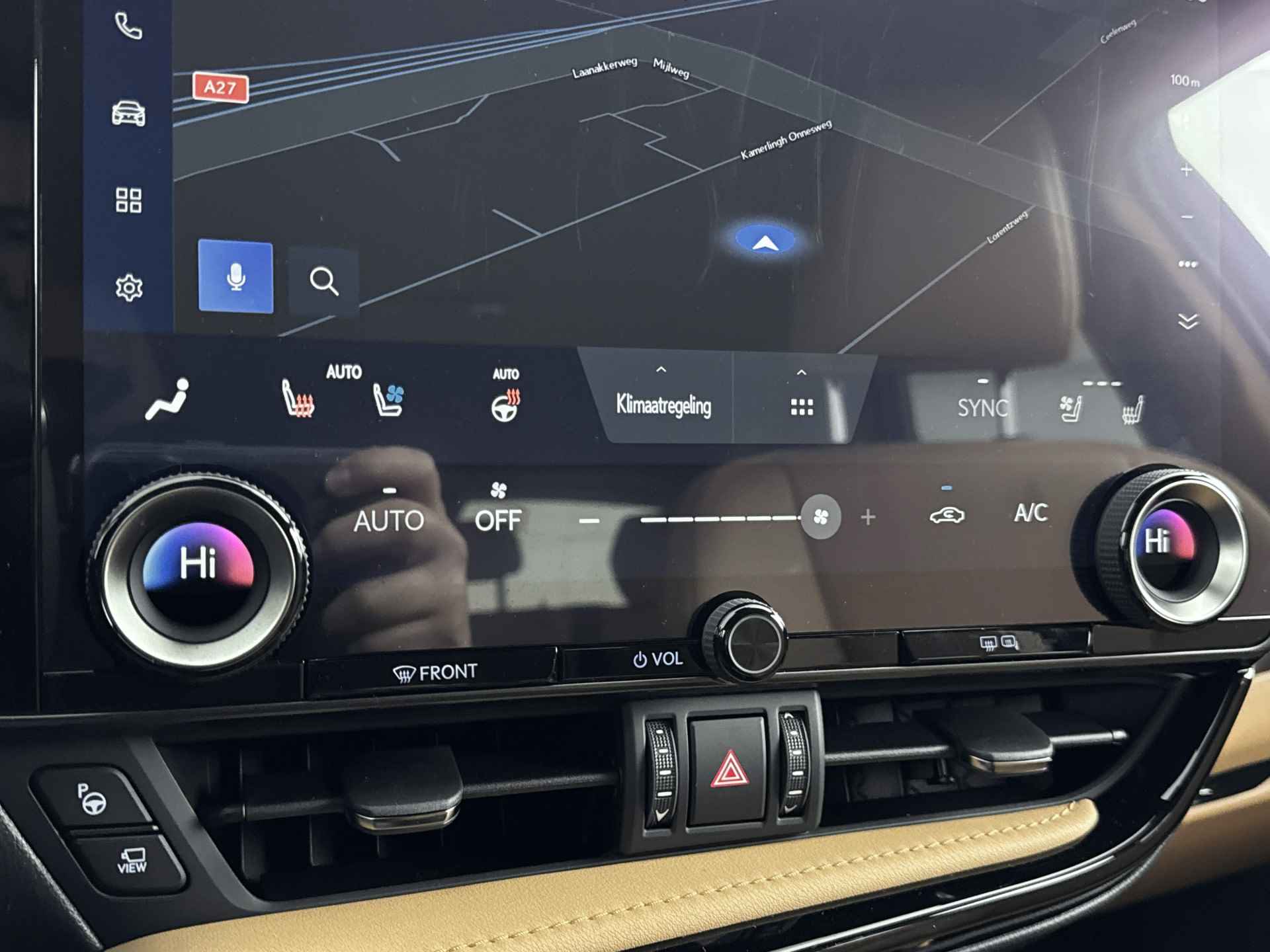 Lexus NX 450h+ AWD President Line Limited | Leder | Navigatie | Stoelverwarming/ventilatie | Stuurwiel verwarmd | LM velgen | Draadloze telefoonlader | - 12/40