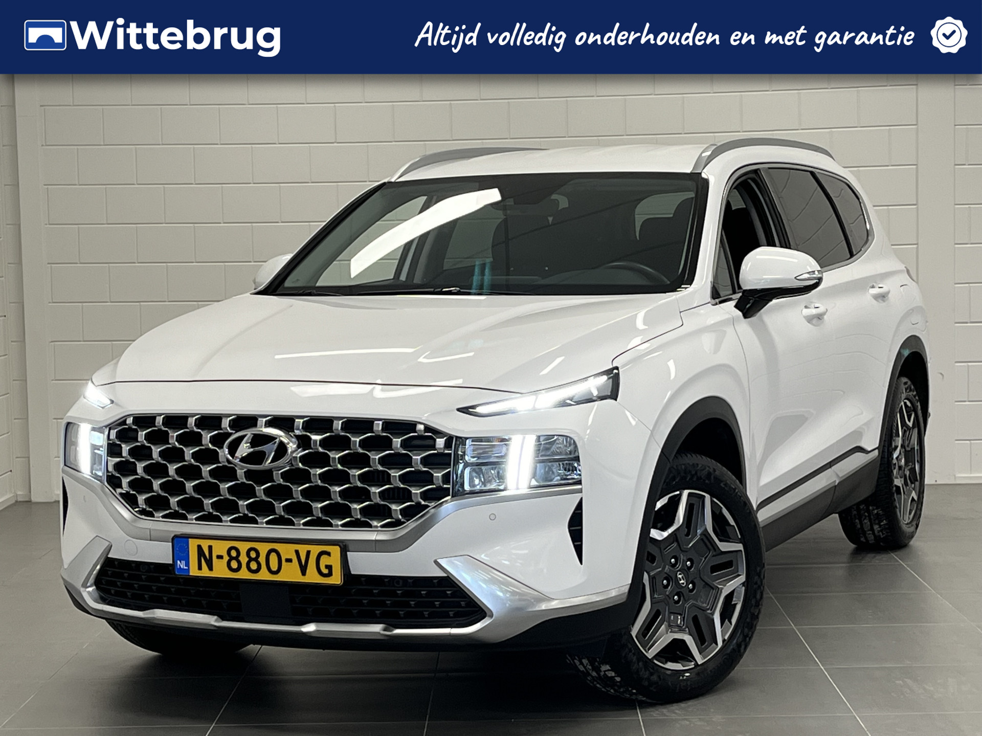 Hyundai Santa Fe 1.6 T-GDI HEV Comfort Smart 7p. 19 INCH! | LEDER | LED | NAVIGATIE | CLIMATE CONTROL | 7 ZITPLAATSEN