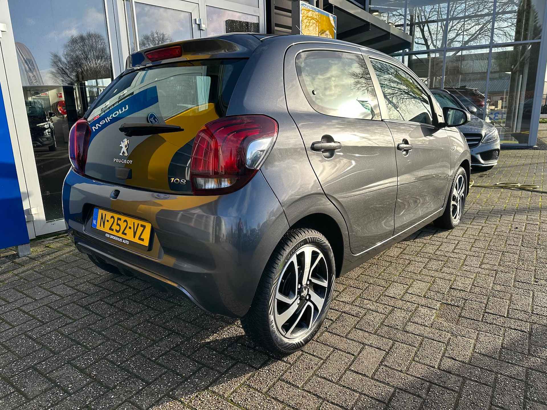 Peugeot 108 1.0 72PK Allure | APPLE CARPLAY/ANDROID AUTO| CAMERA| CLIMATE CONTROL| 4 SEIZOENEN BANDEN| DAB | - 7/32