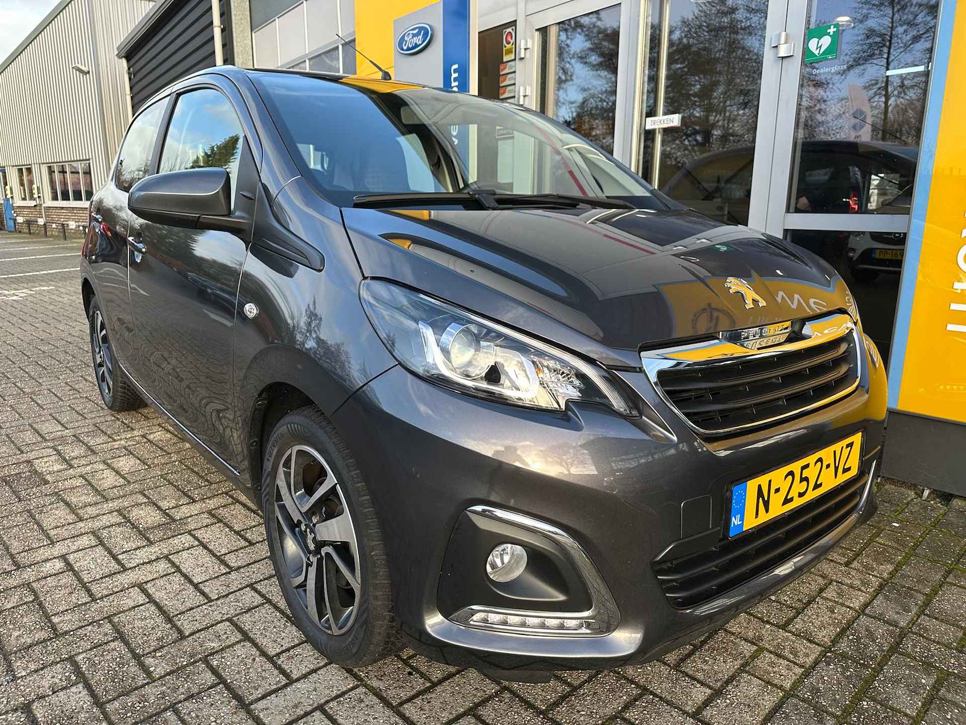 Peugeot 108 1.0 72PK Allure | APPLE CARPLAY/ANDROID AUTO| CAMERA| CLIMATE CONTROL| 4 SEIZOENEN BANDEN| DAB | - 9/32