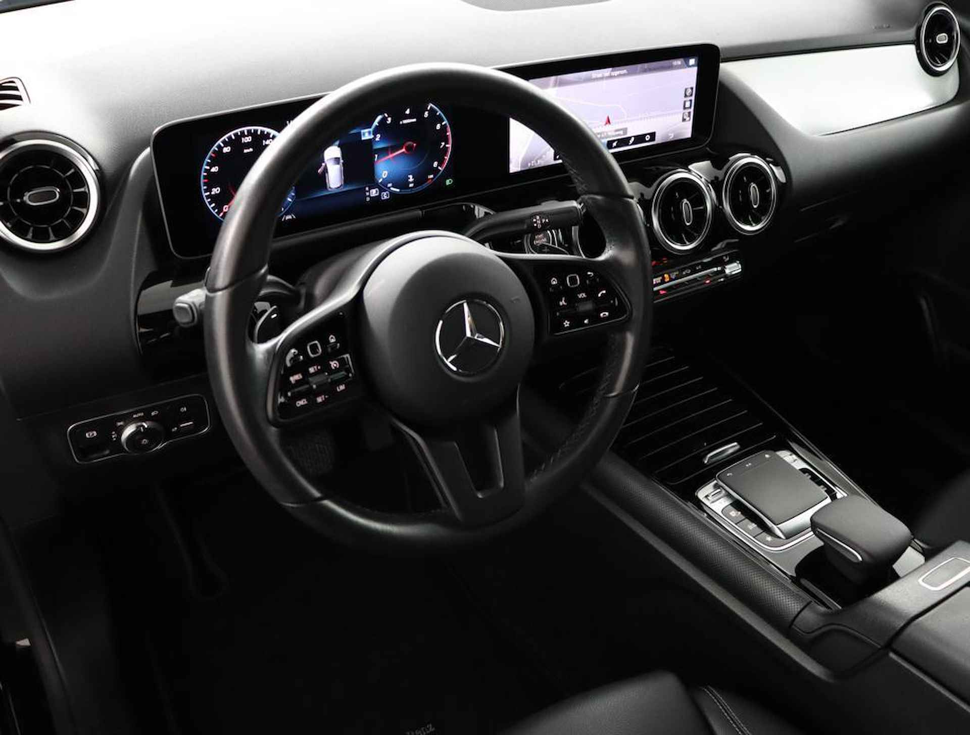 Mercedes-Benz B-klasse 180 Business Solution All in prijs + BOVAG Garantie|NL Auto | Trekhaak | Automaat - 47/51