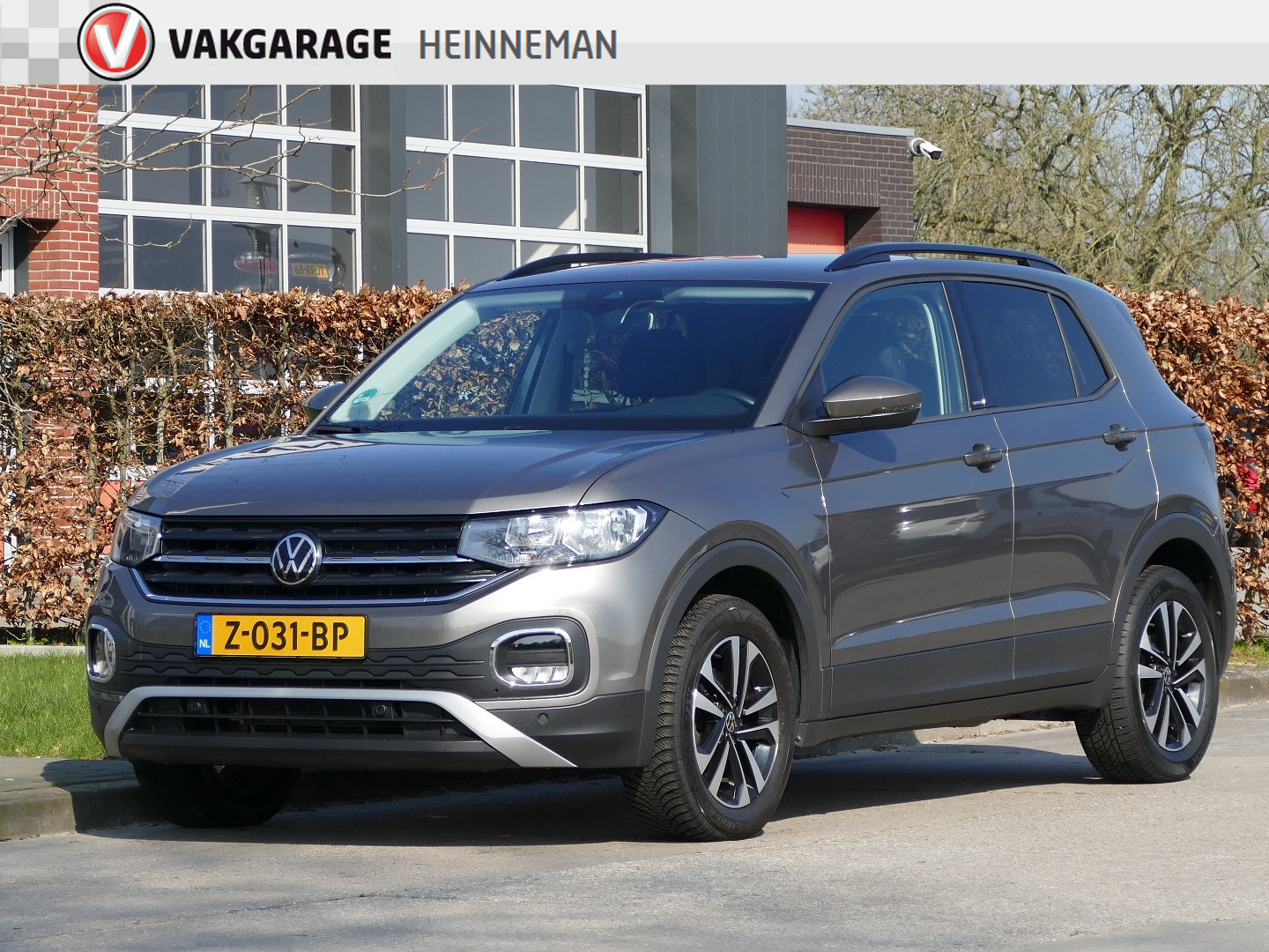 Volkswagen T-Cross 1.0 TSI | Apple CarPlay / Android auto | verwarmde stoelen | all-season-banden | navigatie bij viaBOVAG.nl
