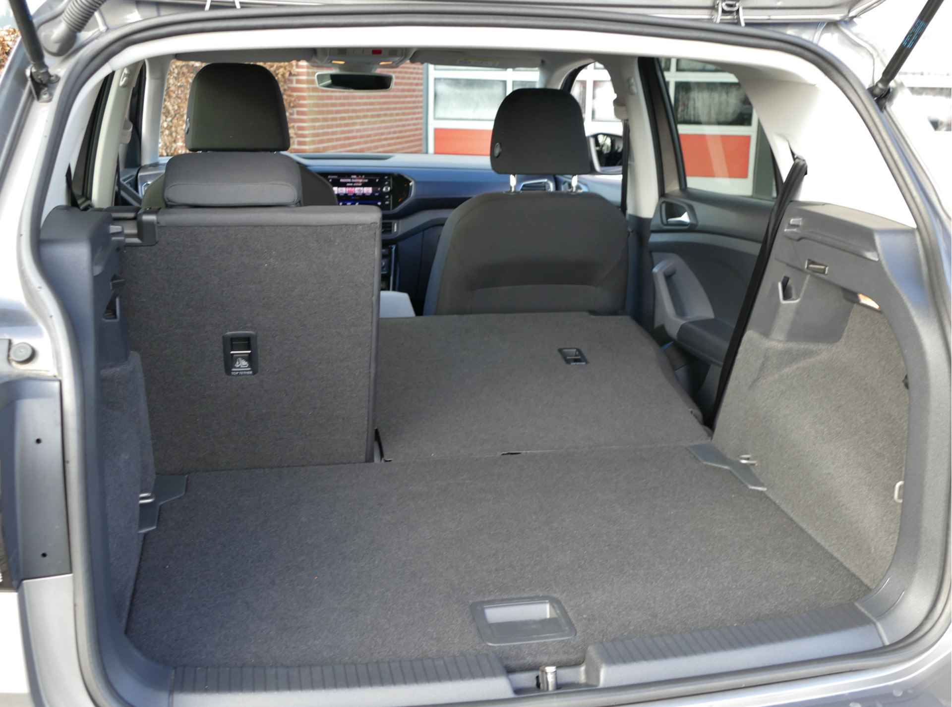 Volkswagen T-Cross 1.0 TSI | Apple CarPlay / Android auto | verwarmde stoelen | all-season-banden | navigatie - 48/55