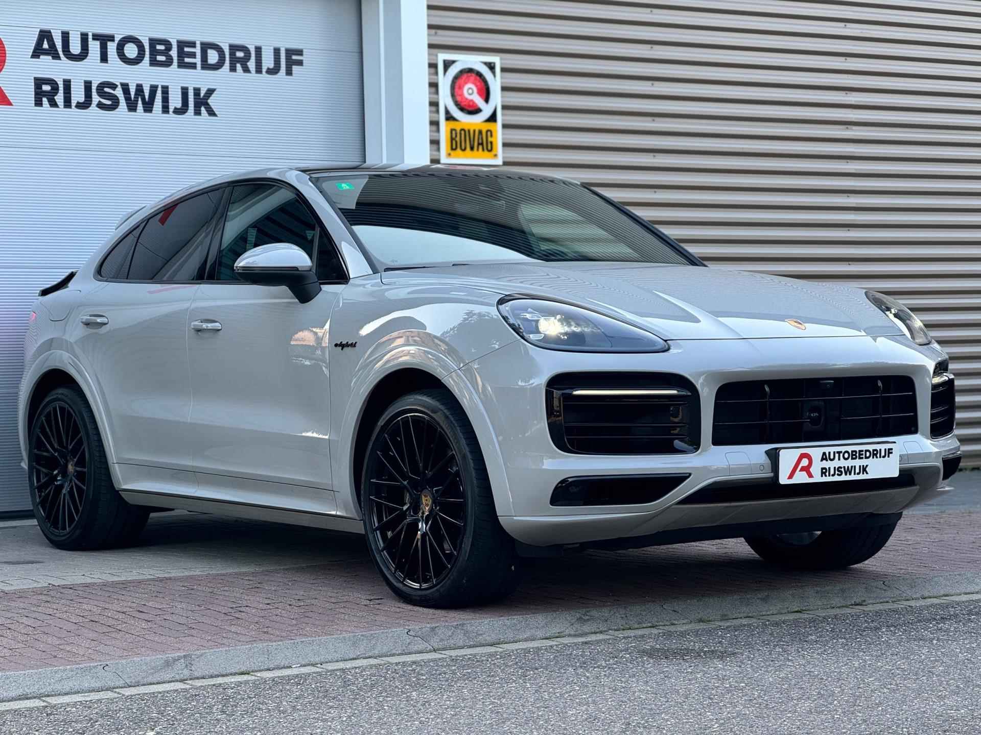 Porsche Cayenne Coupé 3.0 E-Hybrid Krijt/Pano/360/Vol! - 7/25