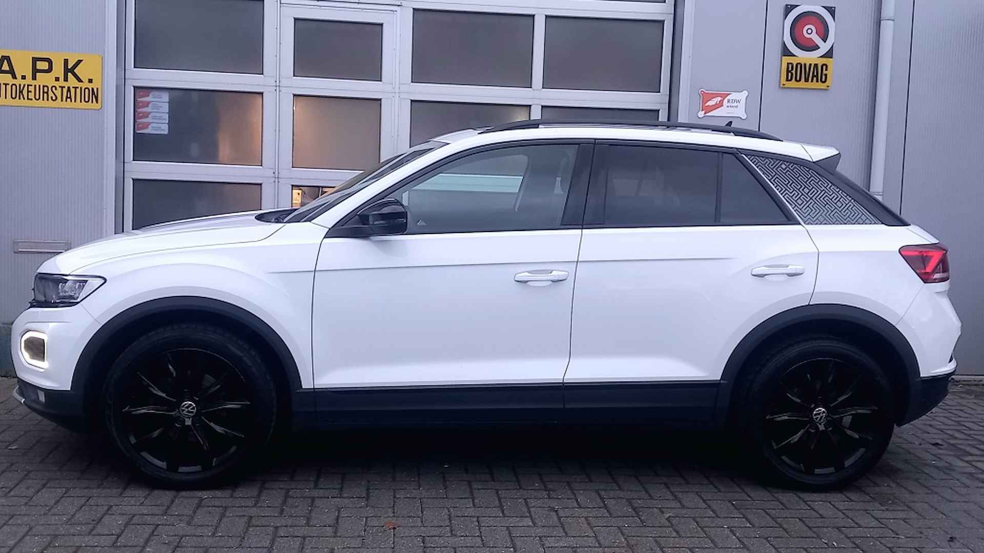 Volkswagen T-Roc  T-Roc 1.5 TSI Sport *Led*pano*acc*Dsg*Keyless* - 3/28