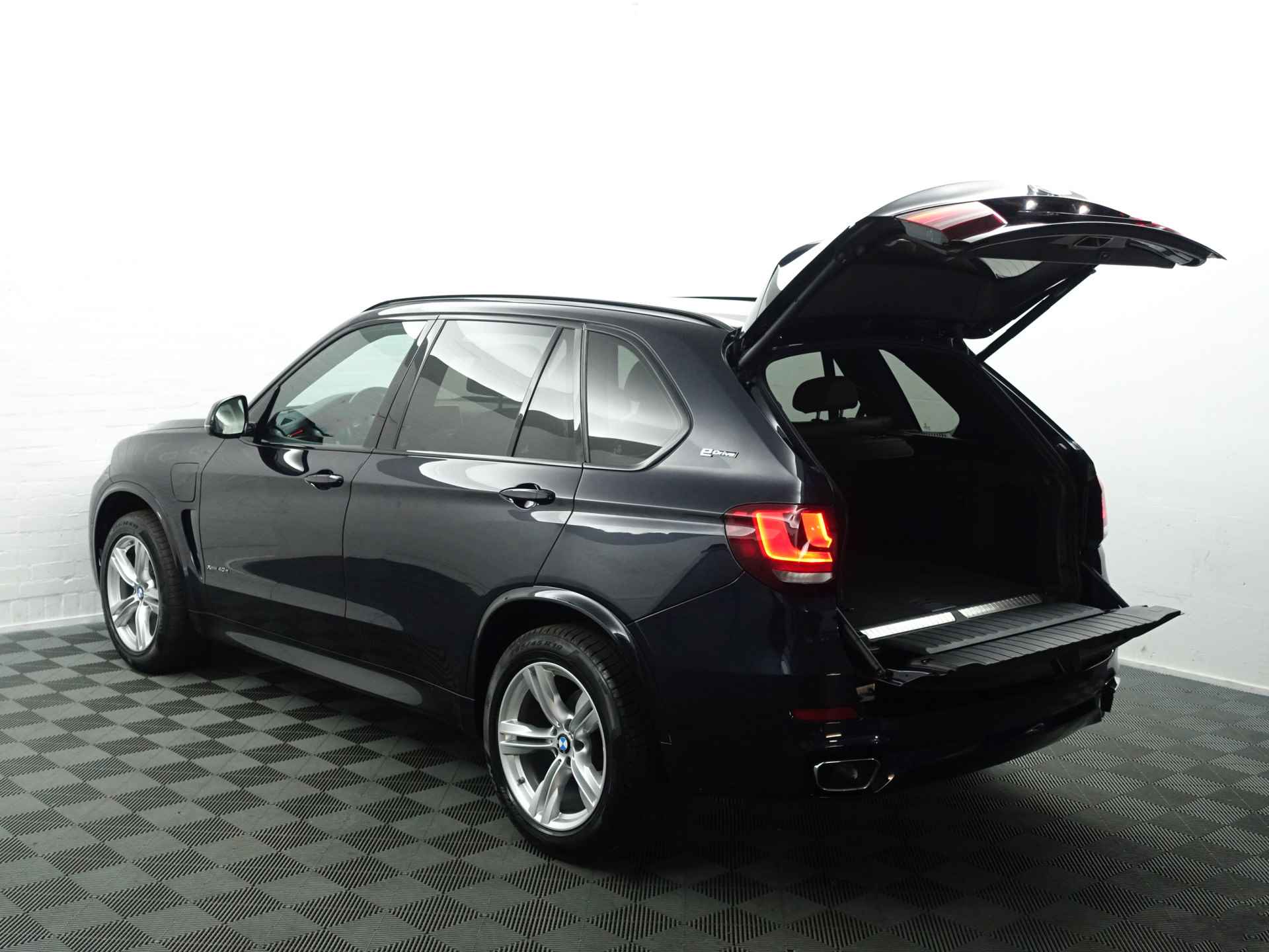 BMW X5 xDrive40e iPerformance M Sport Aut- Memory, Head Up, Stoelventilatie, Stuur/Stoelverwarming, 360 Camera - 41/45