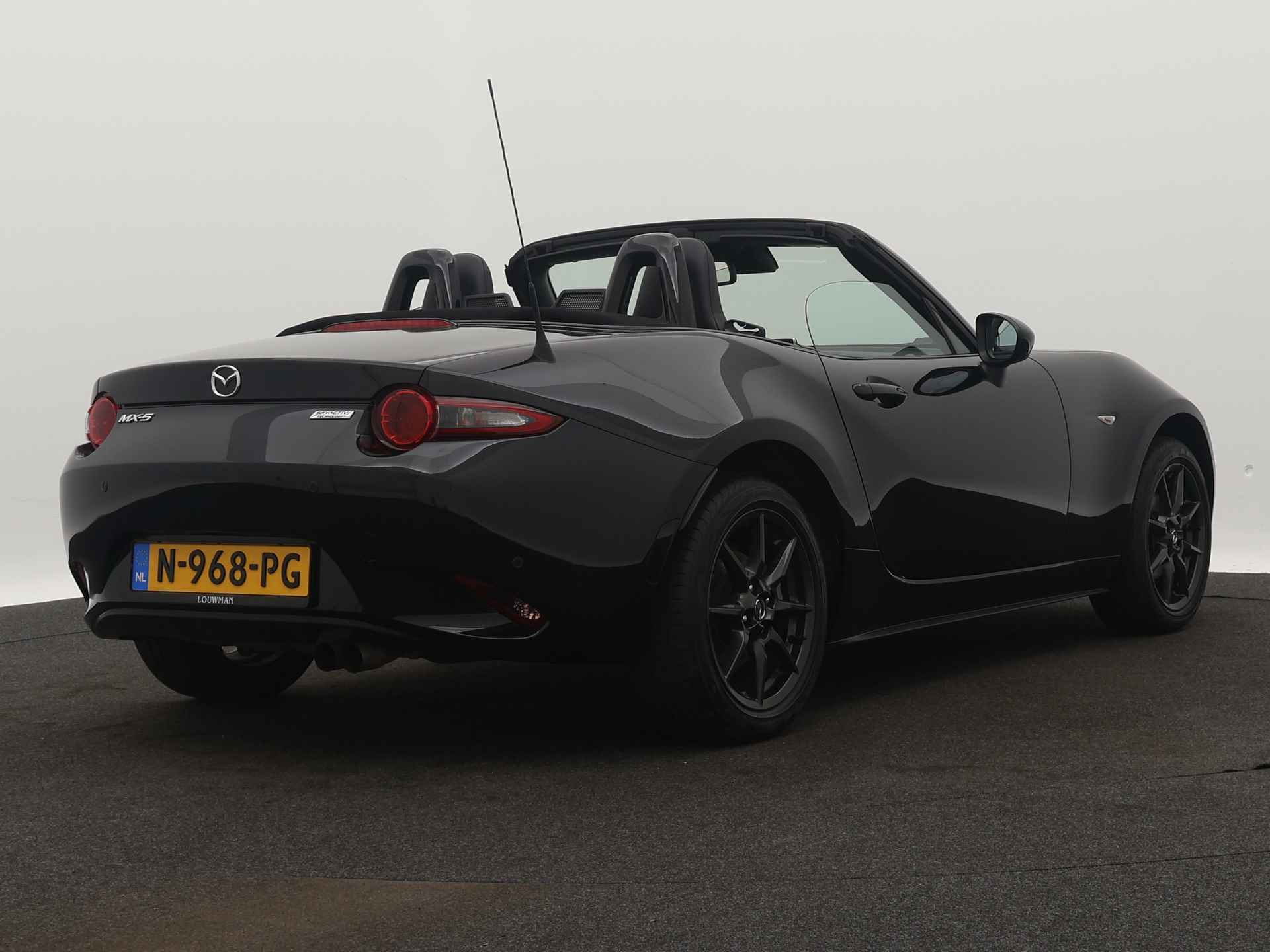 Mazda MX-5 1.5 SkyActiv-G 131 TS+ Limited Navigatie | Lederen bekleding - 3/40