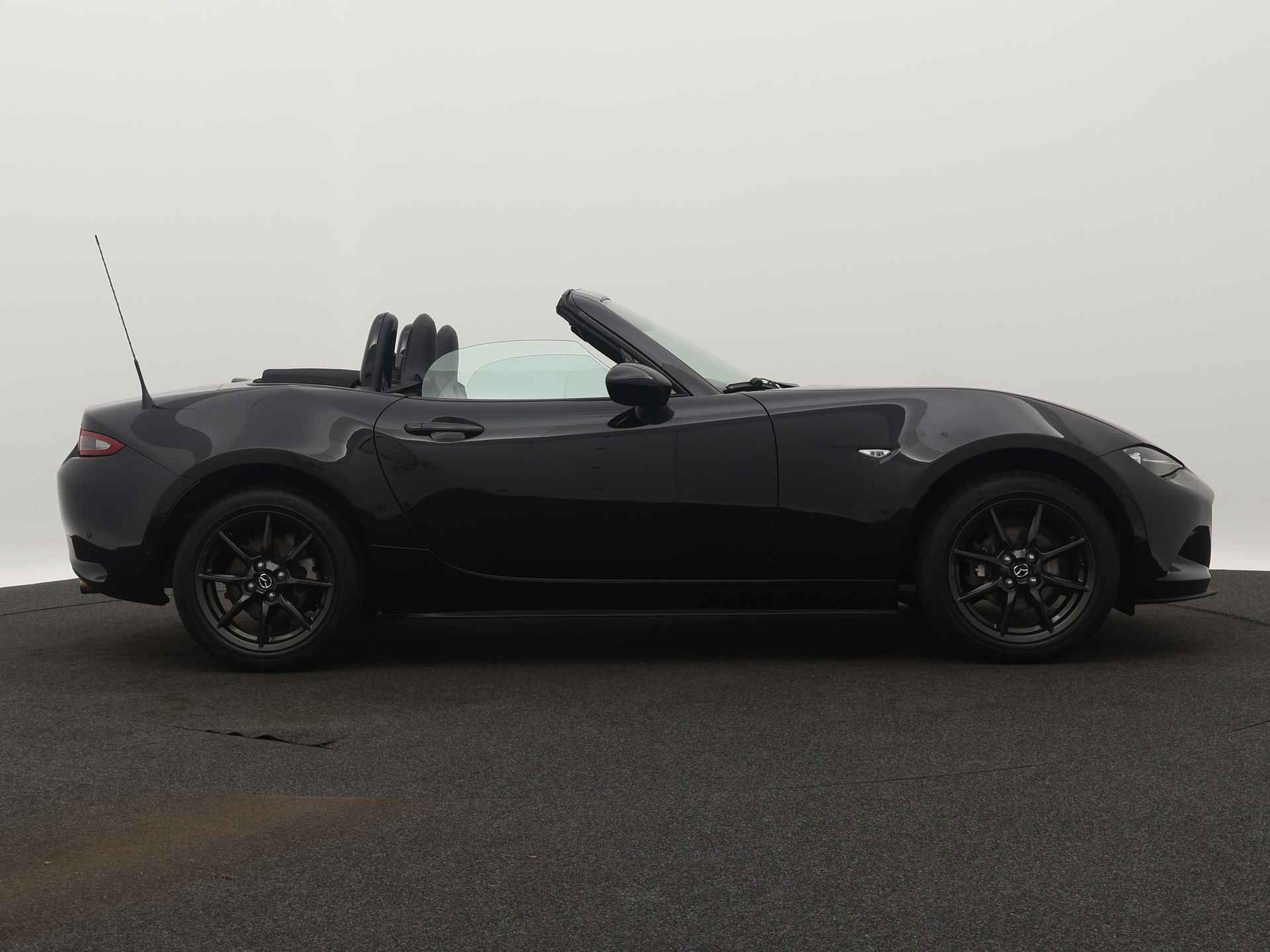 Mazda MX-5 1.5 SkyActiv-G 131 TS+ Limited Navigatie | Lederen bekleding - 12/40