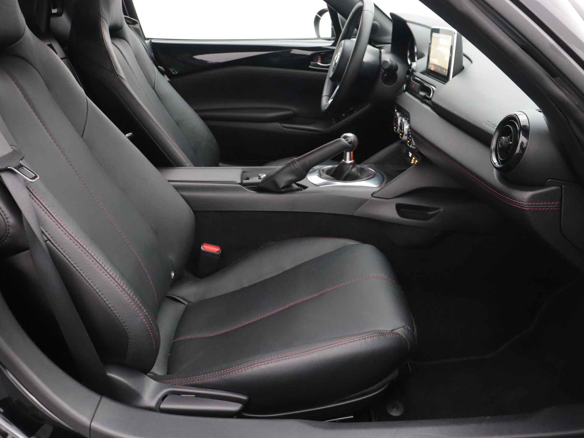 Mazda MX-5 1.5 SkyActiv-G 131 TS+ Limited Navigatie | Lederen bekleding - 25/40