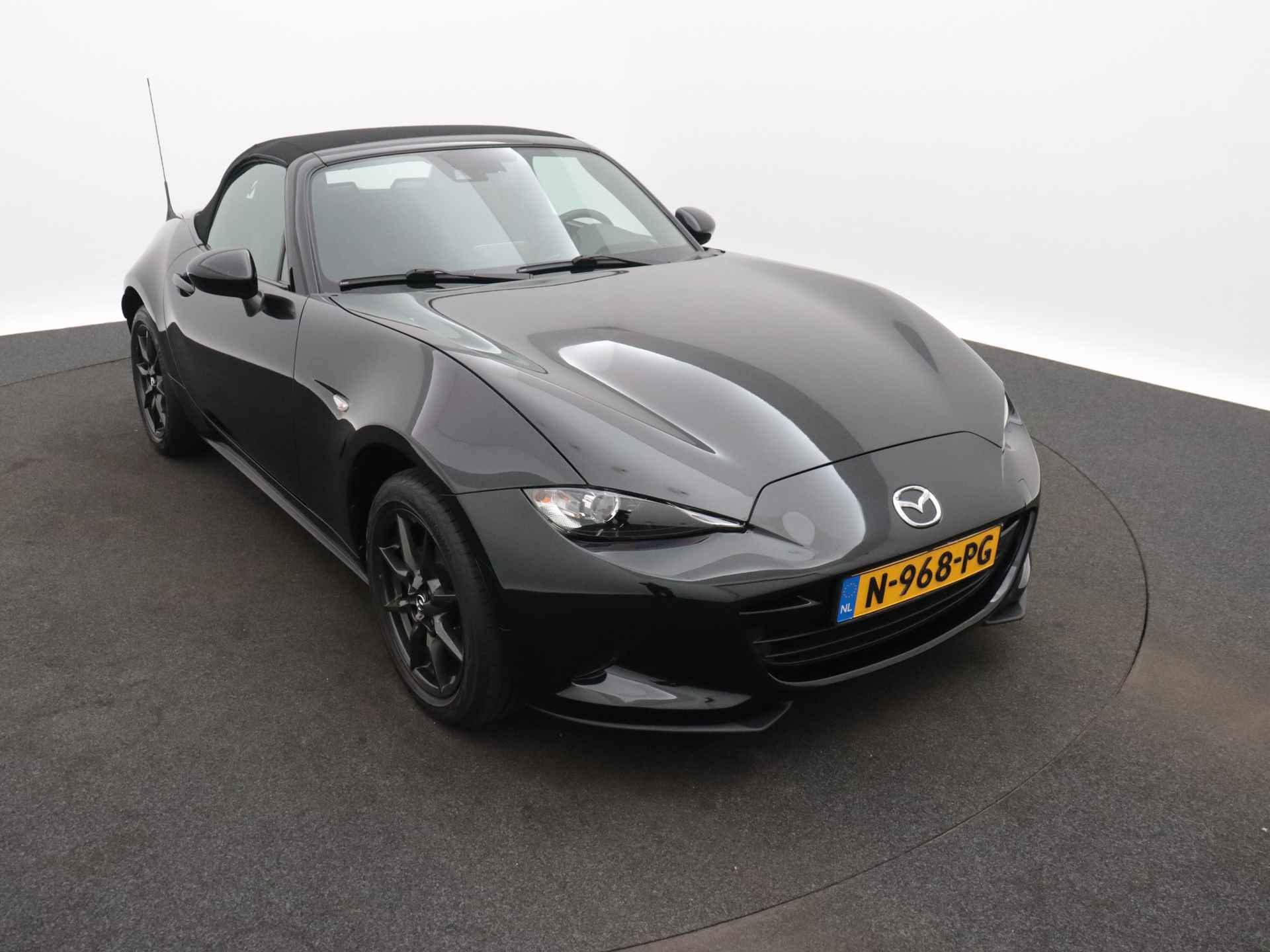 Mazda MX-5 1.5 SkyActiv-G 131 TS+ Limited Navigatie | Lederen bekleding - 37/40