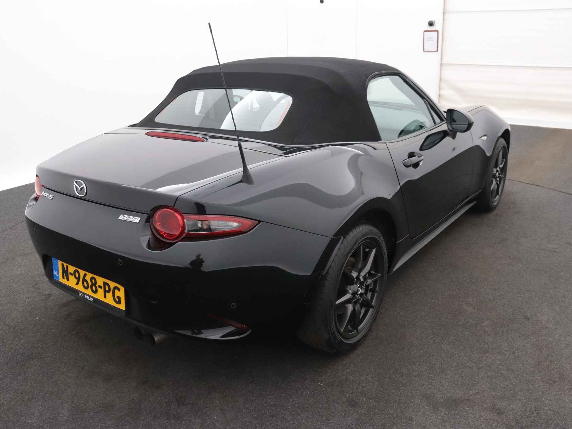 Mazda MX-5 1.5 SkyActiv-G 131 TS+ Limited Navigatie | Lederen bekleding - 39/40