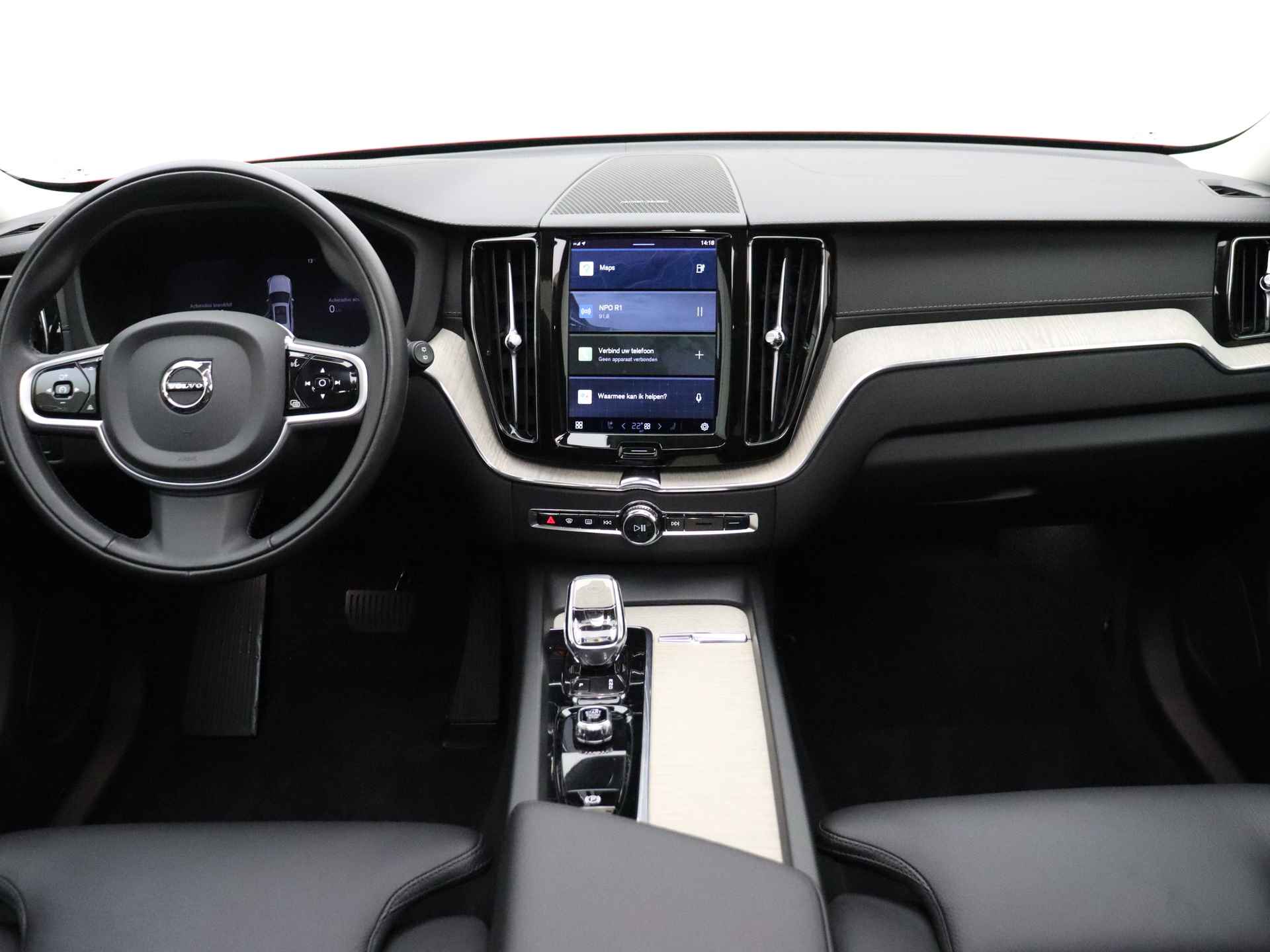 Volvo XC60 T6 350pk AWD Inscription / Long range / H&K Audio / Leder / Panoramadak / FULL-LED / Stoel + Stuurw. Verwarming / Elektr. Bestuurdersstoel / 360 Camera / Trekhaak / 19'' / ACC / Draadloze oplader / - 15/46