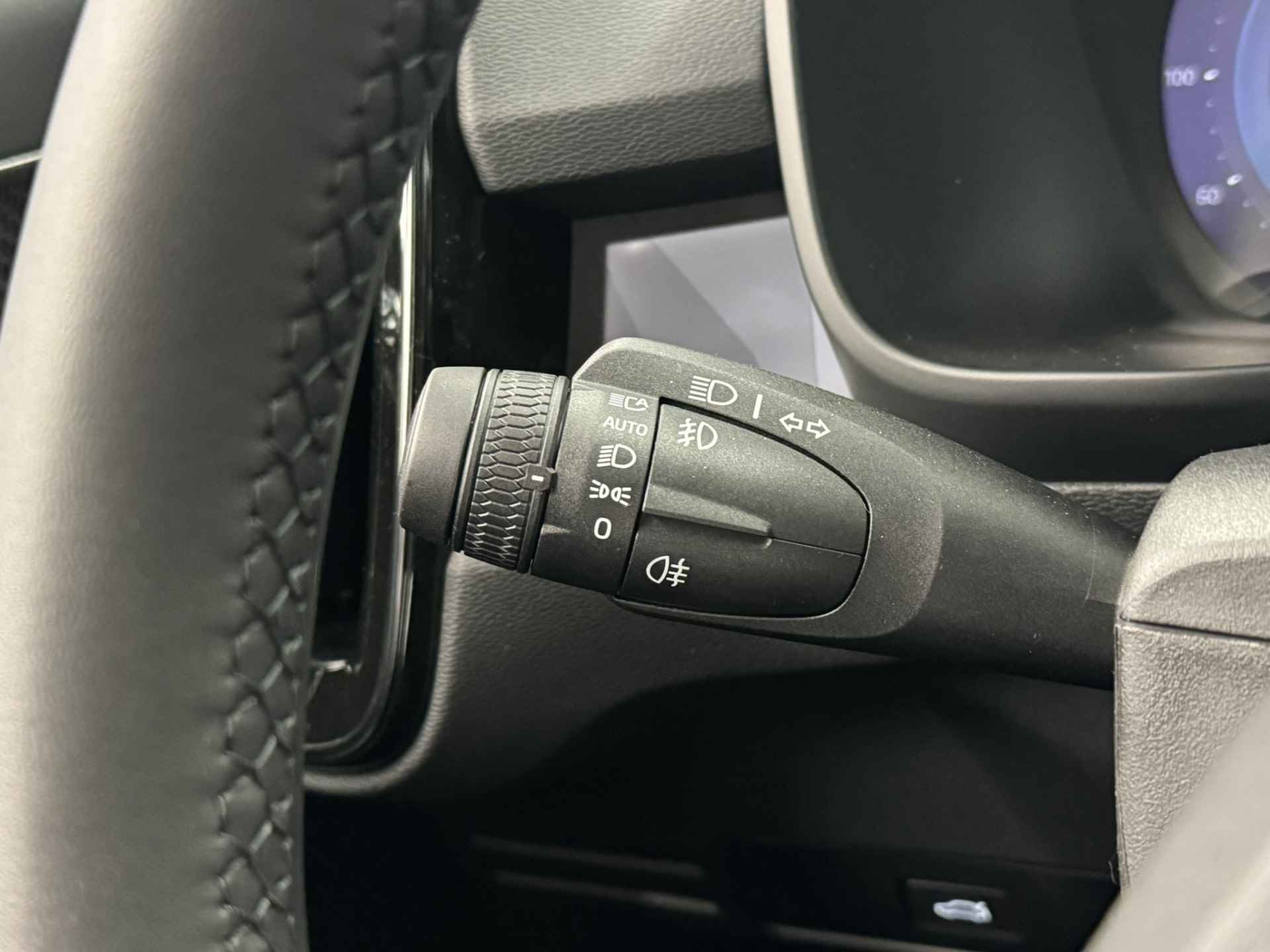 Volvo XC40 Extended Range Ultimate 82 kWh | Pixel LED | Alcantara | 20" wielen | 360o camera | Getint glas | - 20/42