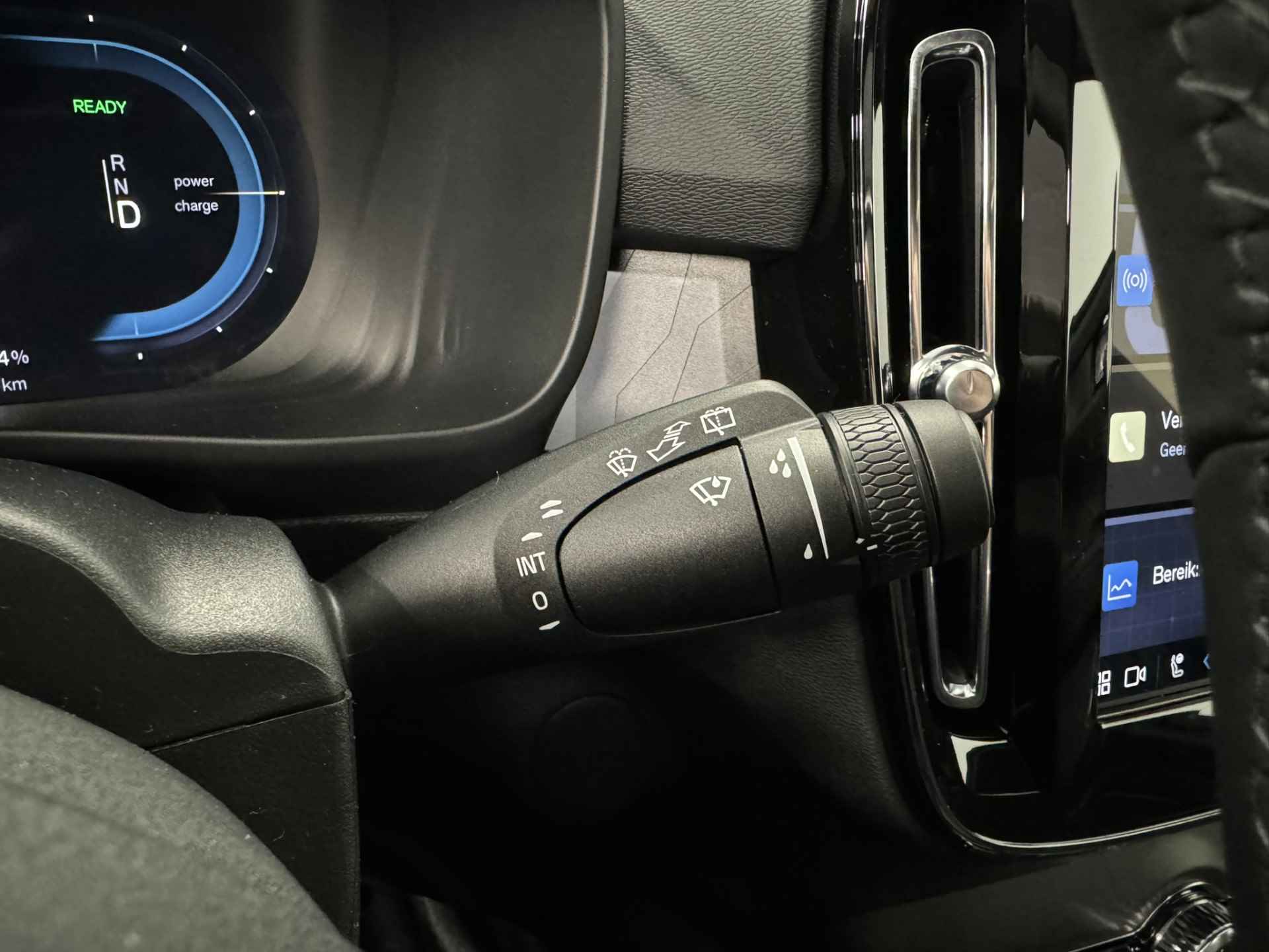 Volvo XC40 Extended Range Ultimate 82 kWh | Pixel LED | Alcantara | 20" wielen | 360o camera | Getint glas | - 24/42