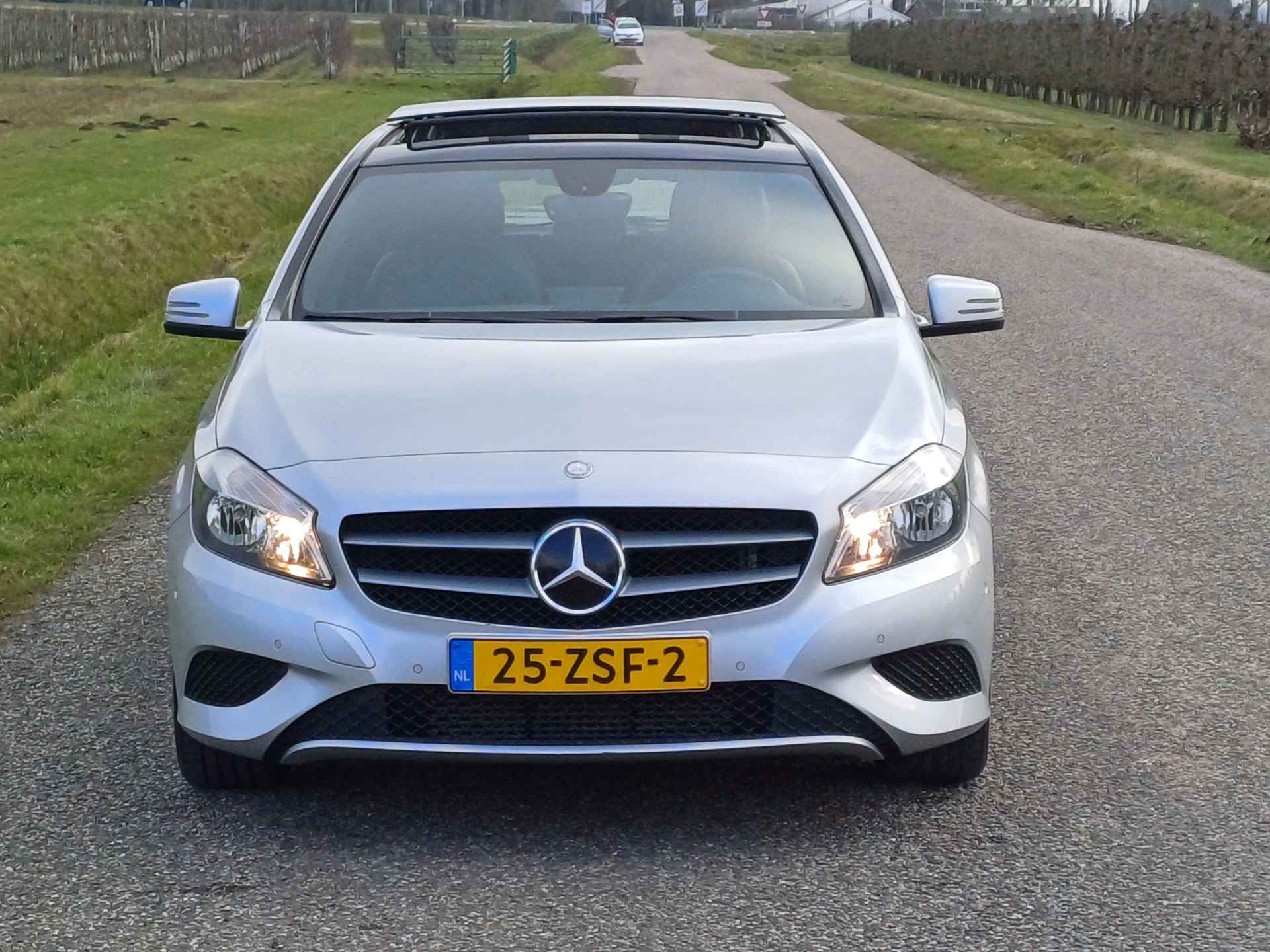 Mercedes-Benz A-Klasse 180 /Pano/Leer/Cam/Navi/Cruise/17"/Stoel verw./Tel/ - 5/47