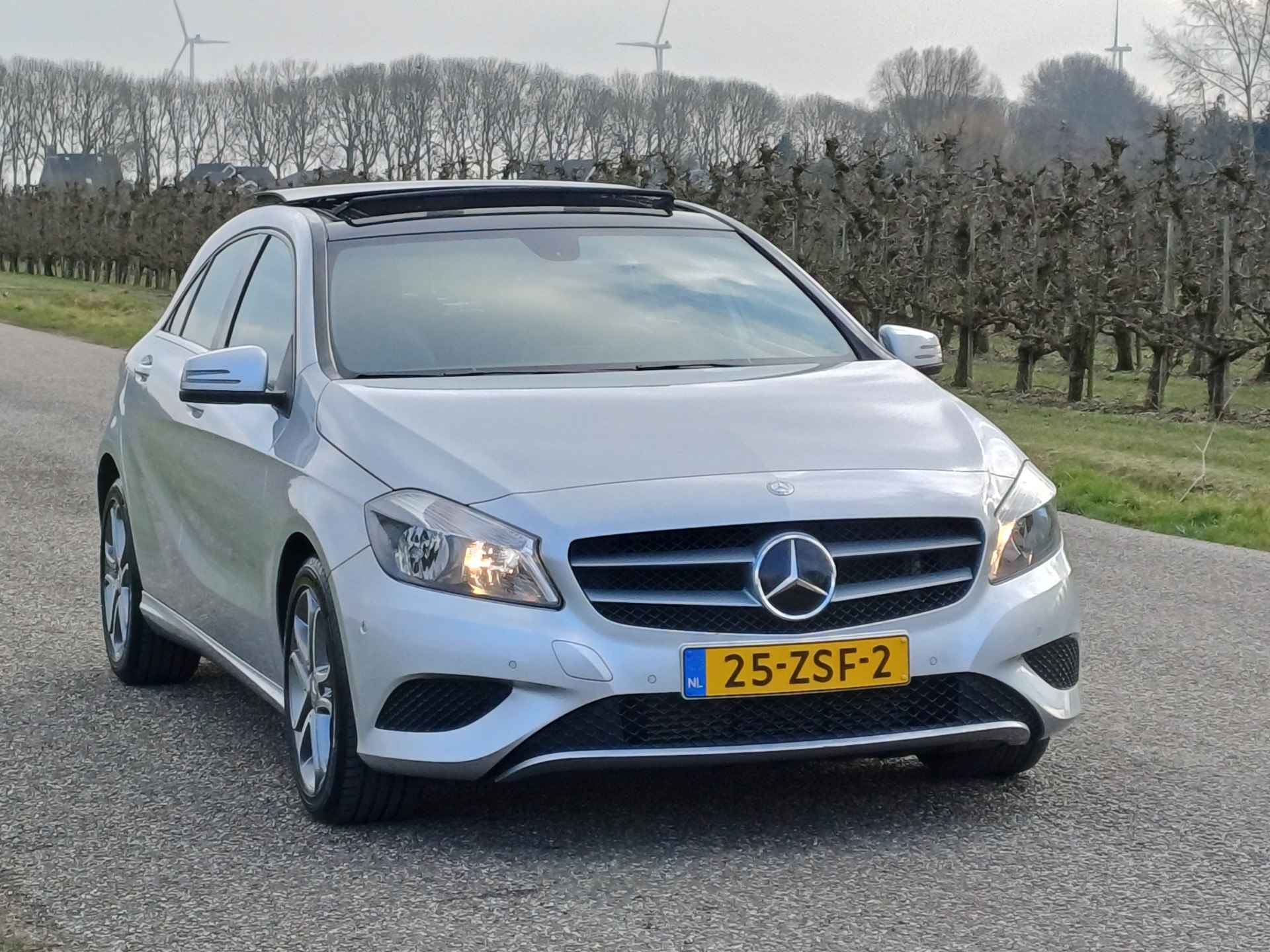 Mercedes-Benz A-Klasse 180 /Pano/Leer/Cam/Navi/Cruise/17"/Stoel verw./Tel/ - 6/47