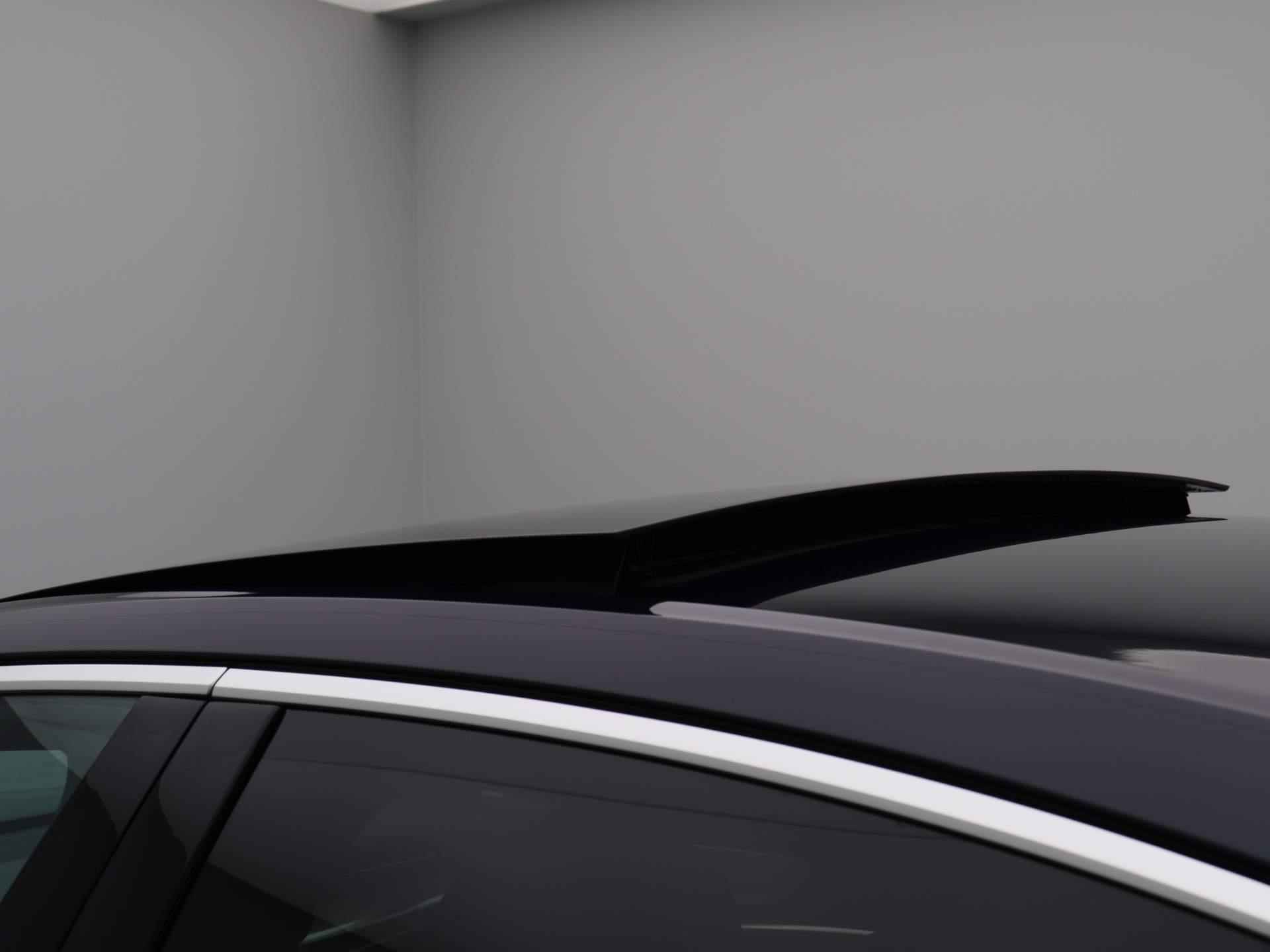 Audi A6 Limousine 45 TFSI S edition 245 PK | Automaat | LED Koplampen | S-Line Exterieur | 19 inch lichtmetalen velgen | Assistentiepakket City + Tour | Panorama dak | Half-Lederen bekleding | Privacy Glass | Stoelverwarming | Parkeersensoren | Climate Control | - 45/50