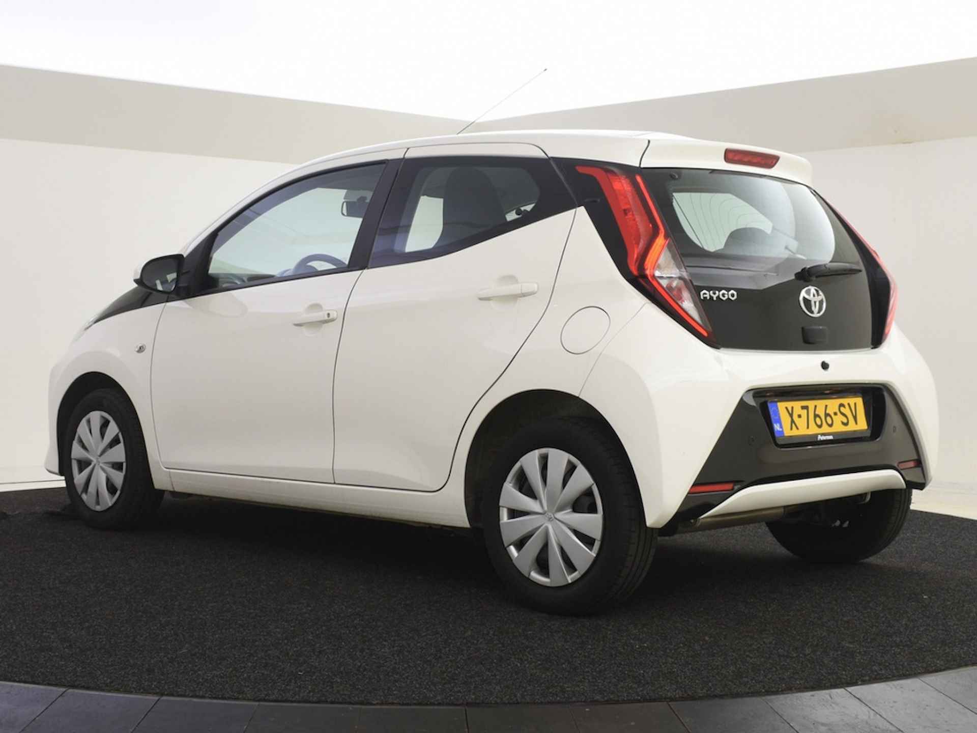 Toyota Aygo 1.0 VVT-i Automaat - 3/30