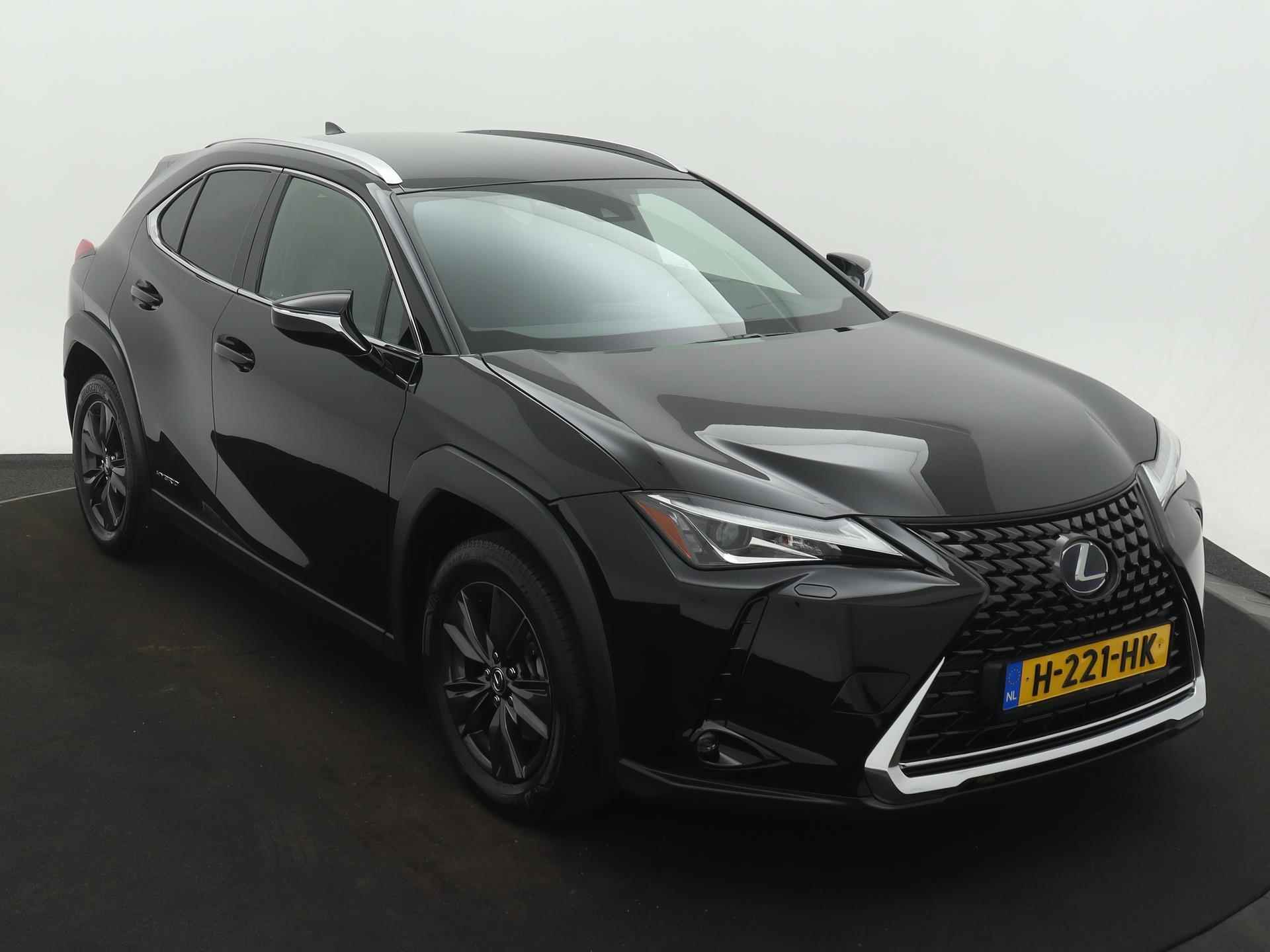 Lexus UX 250h First Edition | Navigatie | Apple Carplay | Android Auto | Stoelverwarming | Stuurwielverwarming | - 21/27