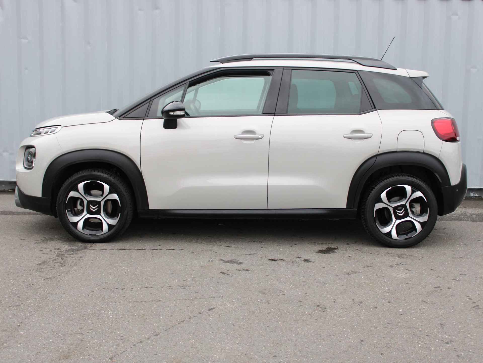 Citroen C3 Aircross 1.2 PT 110 AUTOMAAT Shine FULL OPTIONS - 3/35