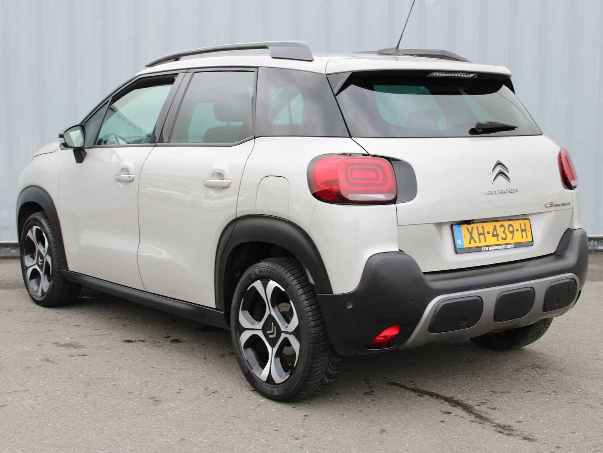 Citroen C3 Aircross 1.2 PT 110 AUTOMAAT Shine FULL OPTIONS - 4/35