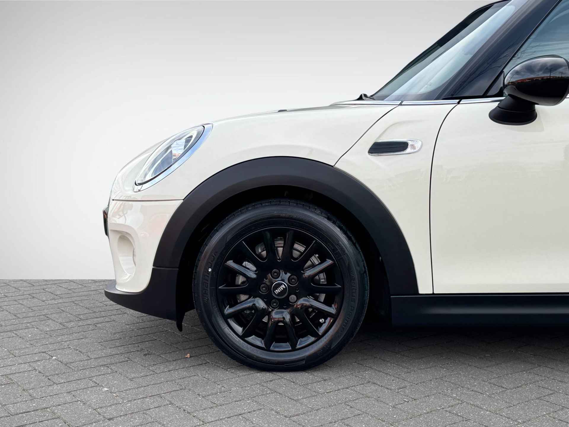 Mini Mini 1.5 Cooper Pepper | Navigatie Full-Map | Cruise Control | Park. Sensor | LED Koplampen | Keyless Entry | Airco | Bluetooth Tel. | Rijklaarprijs! - 8/34