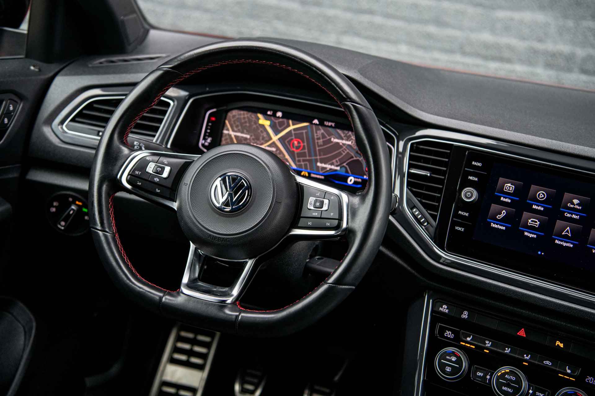 Volkswagen T-Roc 1.0 TSi 115 pk Sport+ | Full LED | Winter | Navigatie | Virtual Cockpit - 12/43