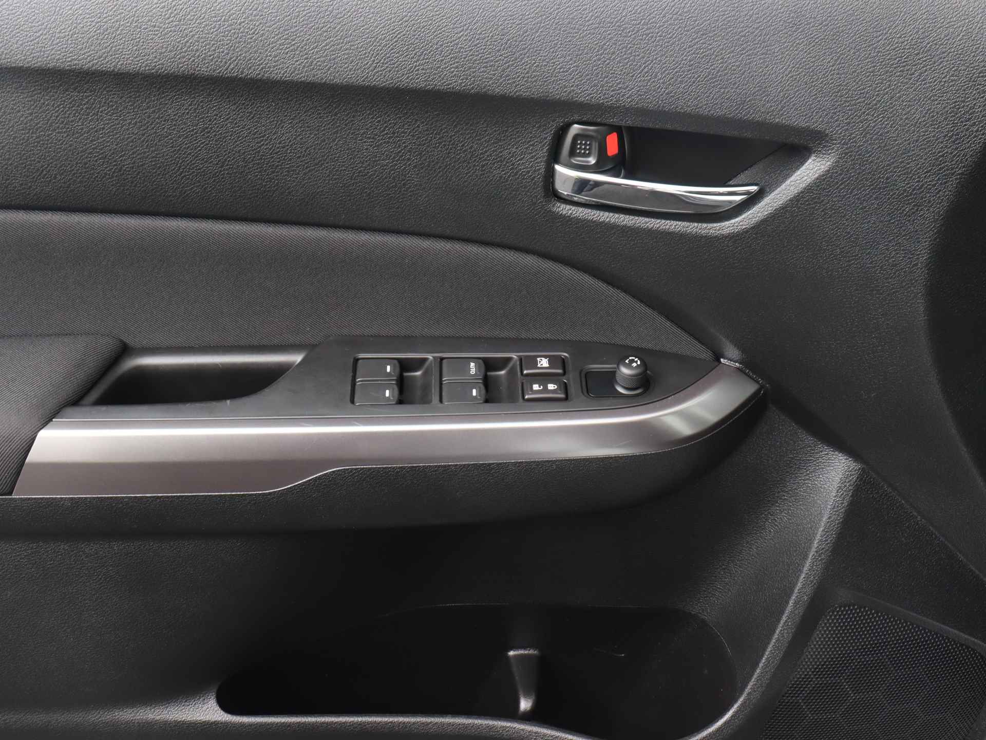 Suzuki Vitara 1.5 Hybrid Select | Lichtmetalen Velgen | Stoelverwarming | - 28/38