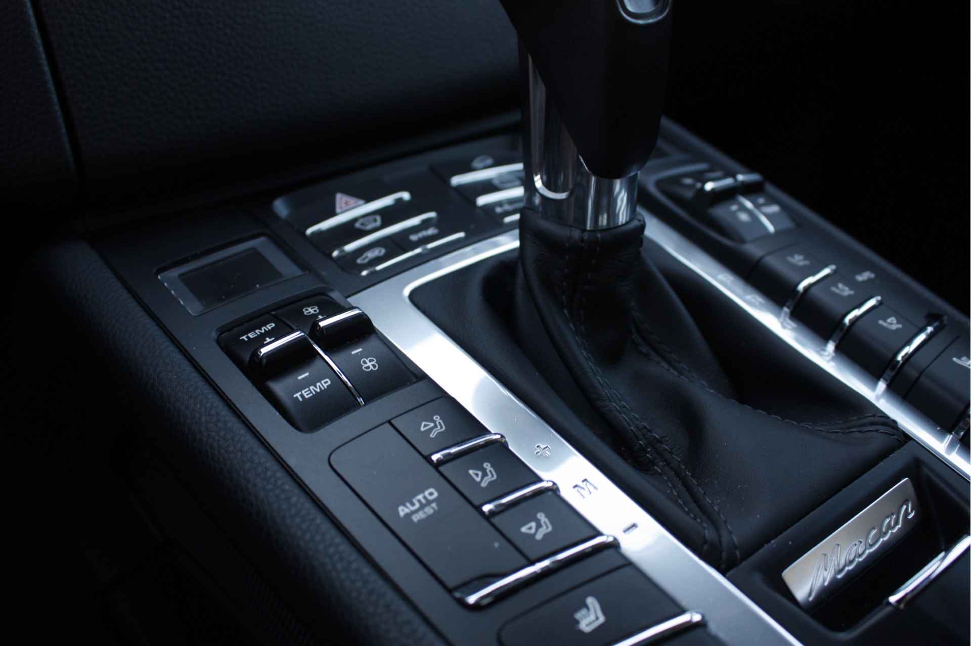 Porsche Macan 2.0 | Panoramadak | Leder | 4X4 | Stoelverwarming | Adaptieve cruise control | Navigatie | 4 nieuwe banden - 30/45