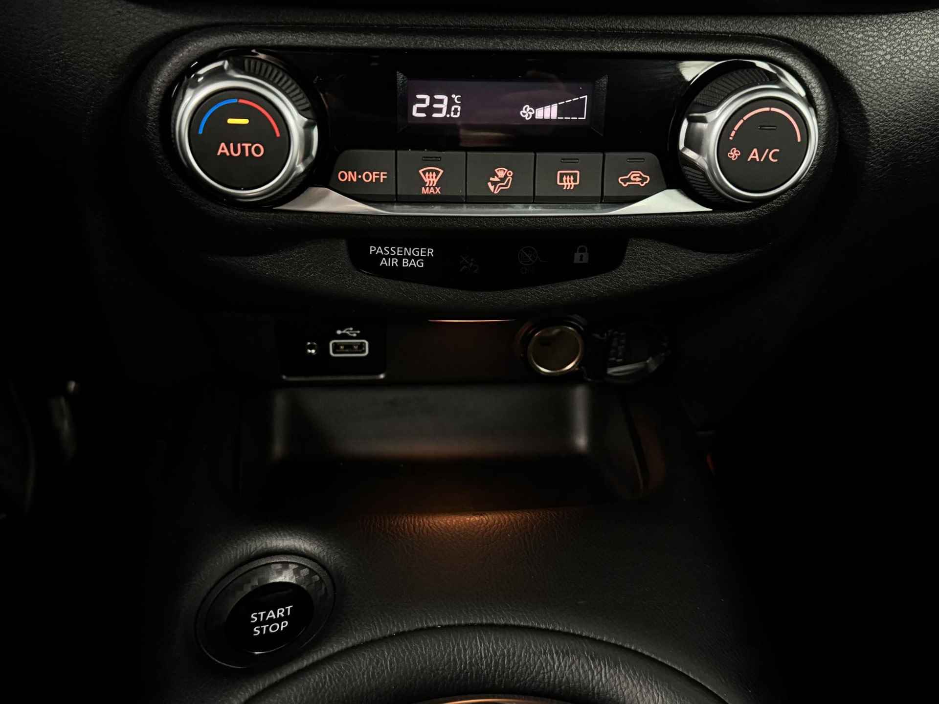 Nissan Juke 1.6 Hybrid N-Connecta | Camera | climatronic | AppleCarplay AndroidAuto Navigatie | Cruisecontrol | - 25/33