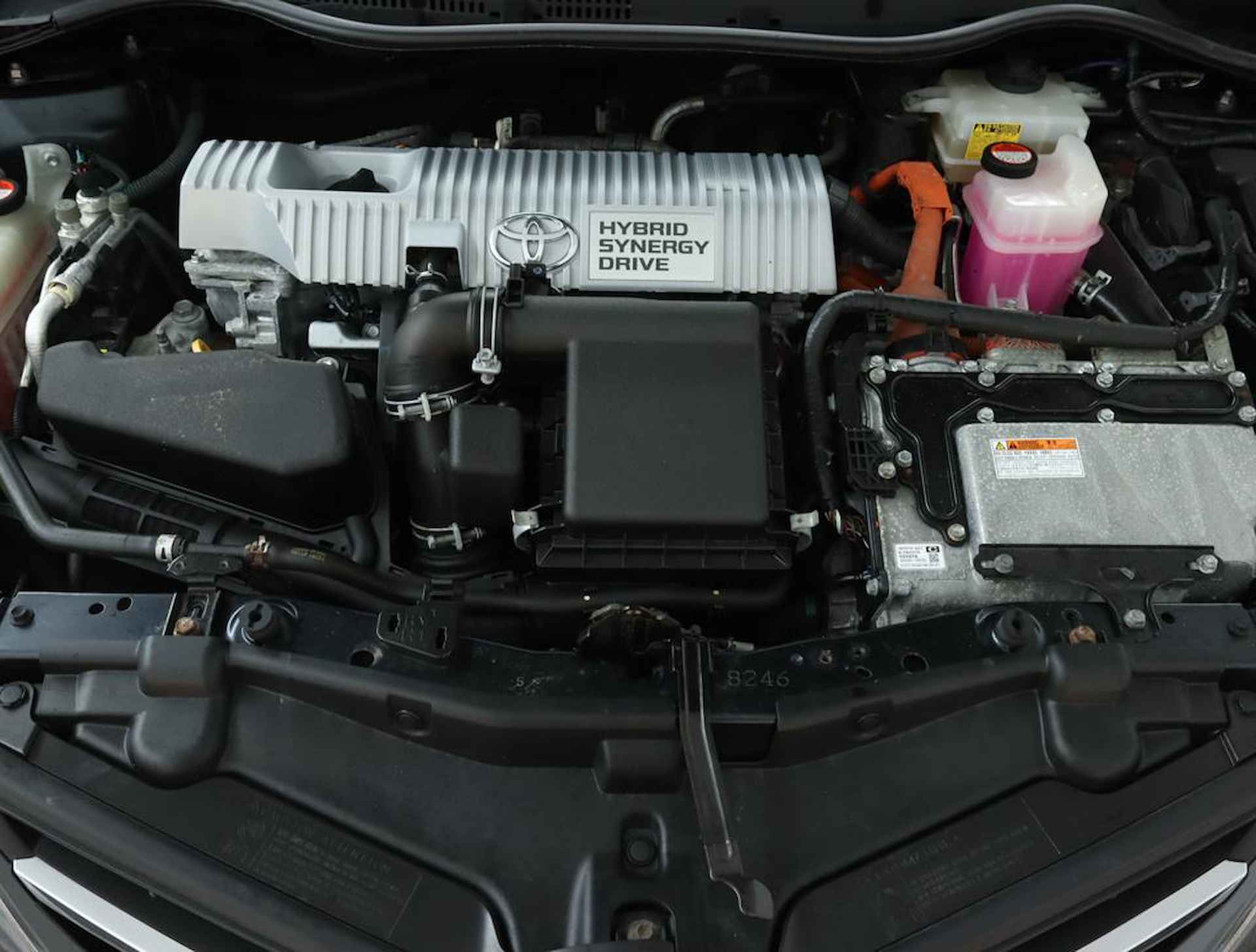 Toyota Auris 1.8 Hybrid Aspiration | Automaat |Climate control | Cruise Control | Navigatie |  lichtmetalen velgen | - 34/53