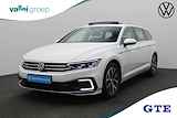 Volkswagen Passat Variant 1.4 TSI 218PK DSG PHEV GTE Business | Pano | Trekhaak | IQ Light | Leder/alcantara | 360 Camera | Adaptief onderstel | Navi Discover Pro | Stoelverwarming