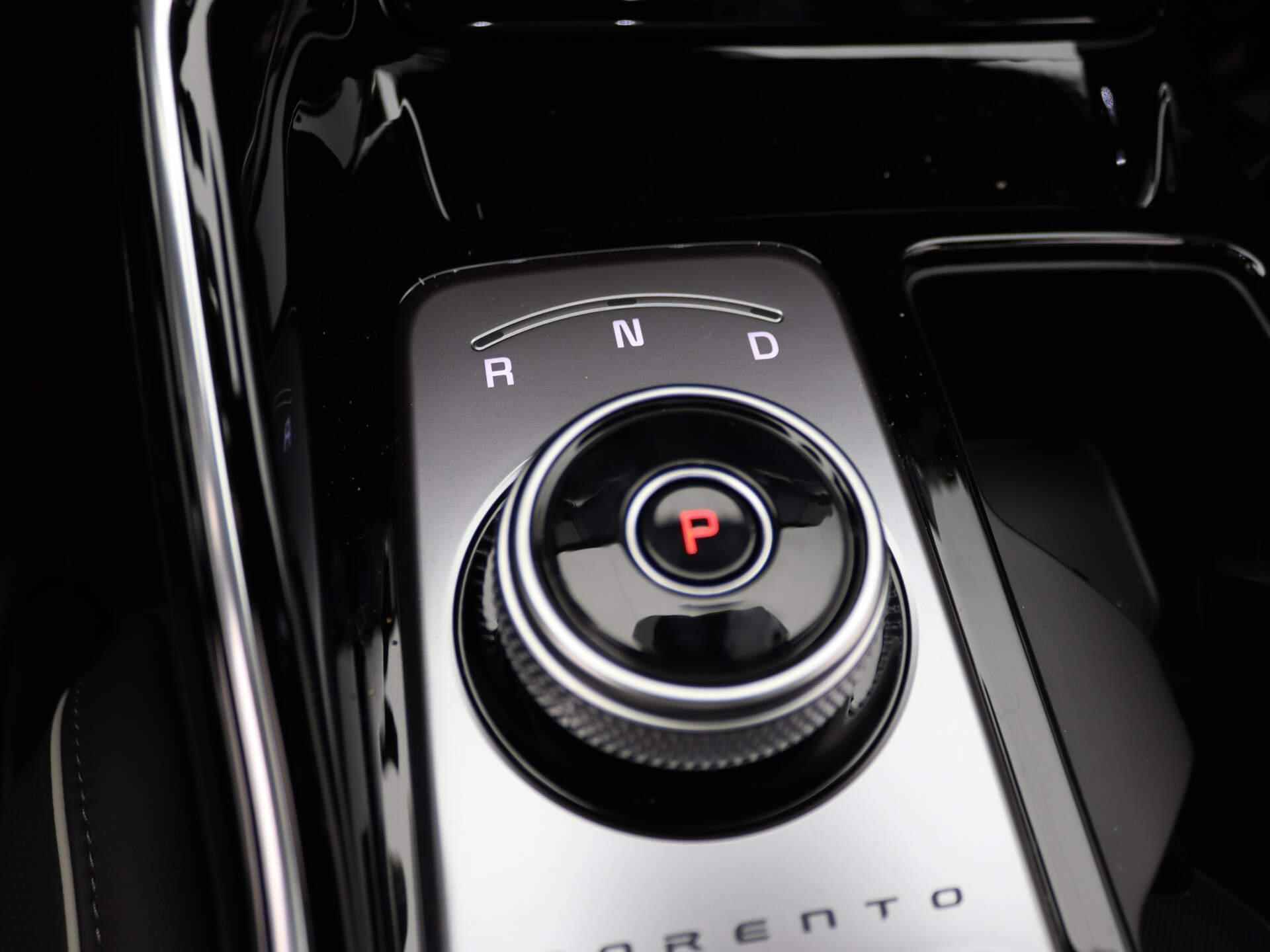 Kia Sorento 1.6 T-GDI PHEV 4WD Edition 7P | Uit voorraad leverbaar | Leder | 360º camera | 19"LM | Bose Sound | Diverse kleuren - 16/45