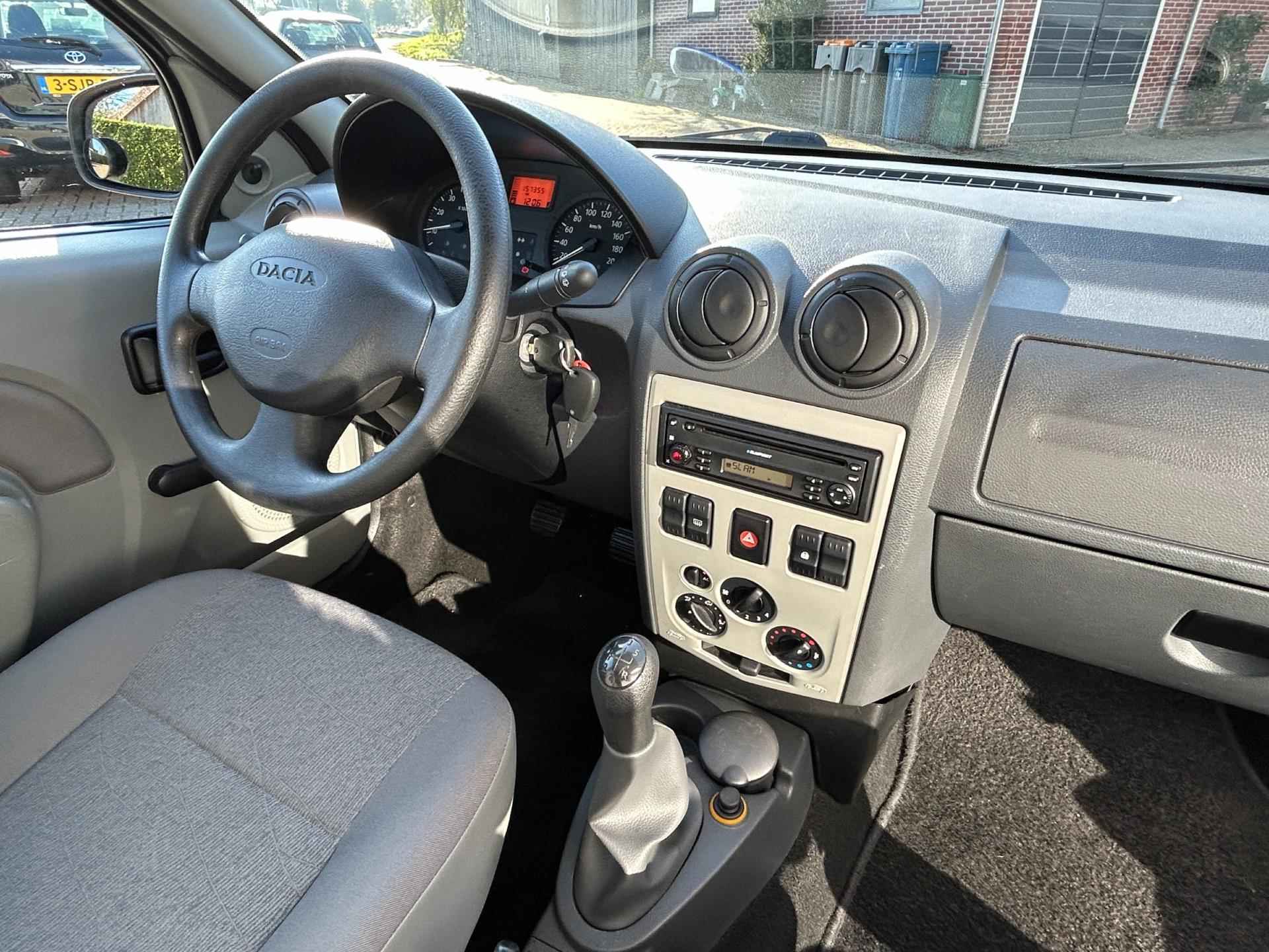 Dacia Logan MCV 1.6 Ambiance 7-Persoons! Airco Trekhaak Radio-CD NAP NL-Auto Nette Staat! - 11/20