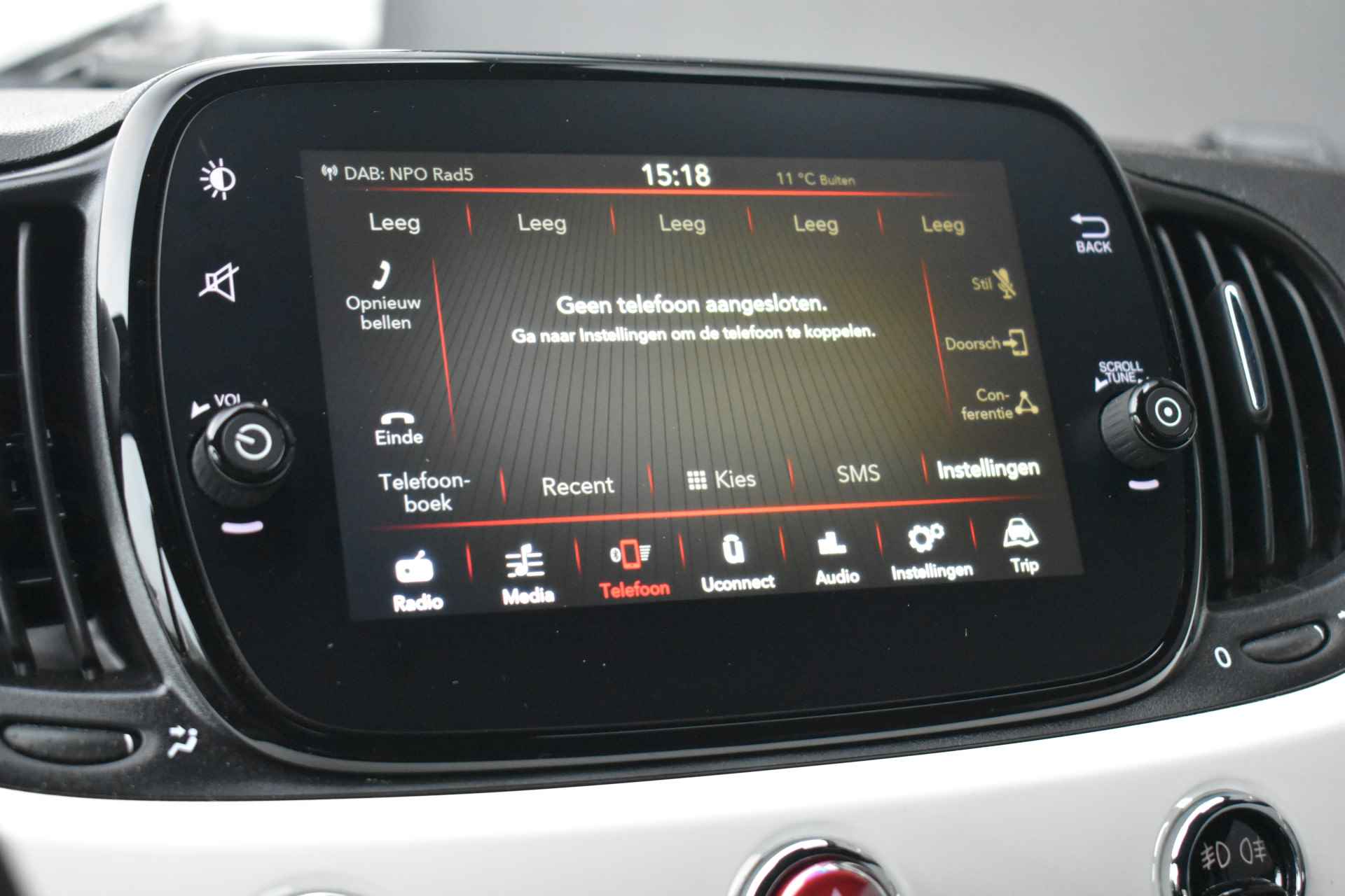 Fiat 500 Cabrio 1.0 Hybrid | Navigatie by App | Nieuwstaat! | Cruise Control | Airco | Apple Carplay | Android Auto | Bluetooth-Telefoonv - 14/32