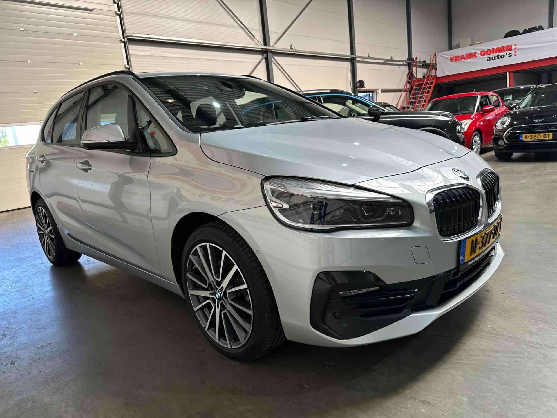 BMW 2-serie Active Tourer 218i + NAP | Panorama | Camera | Navigatie | LED | Trekhaak | Rijklaarprijs - 6/30