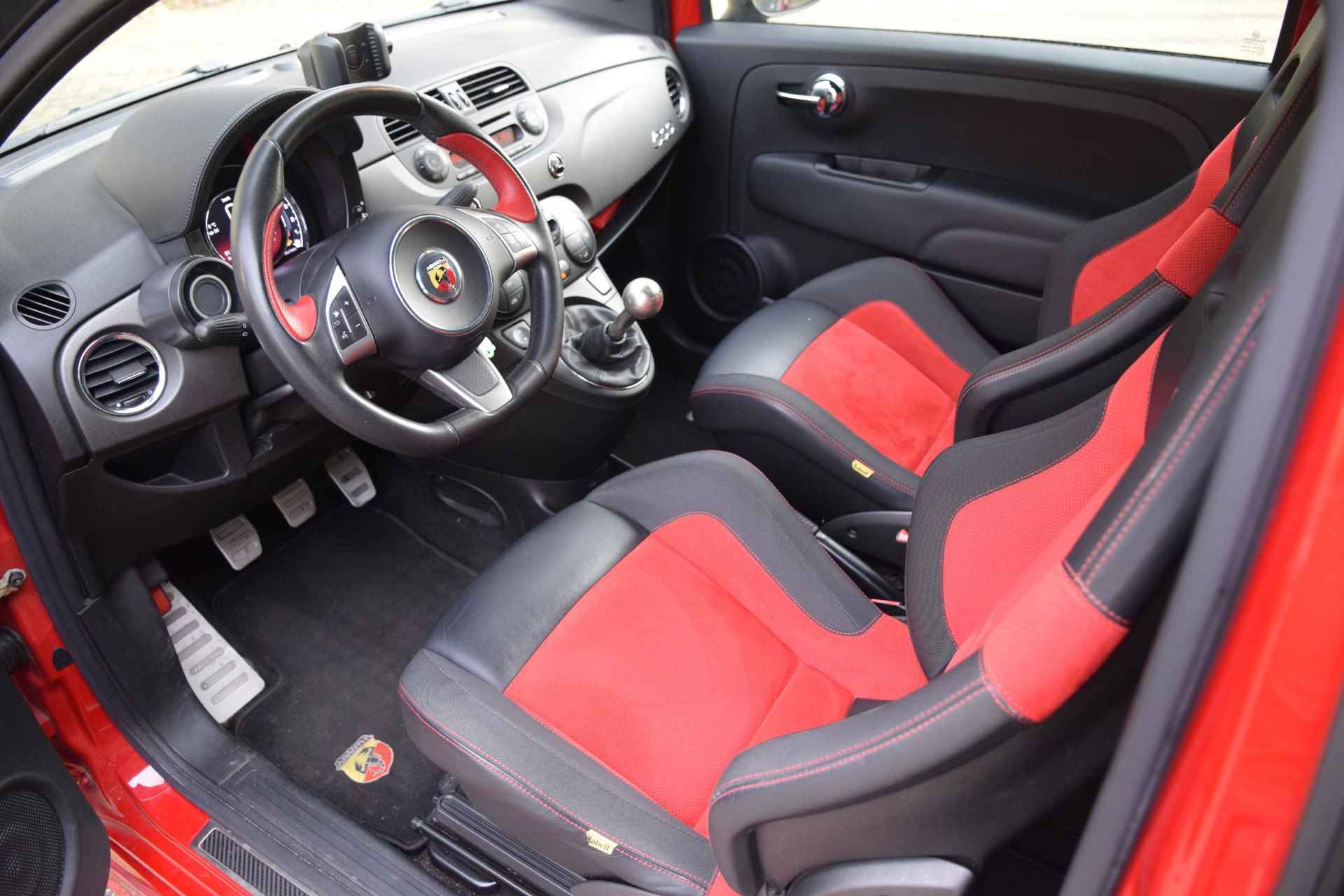 Fiat 500 1.4 T-Jet 180PK Abarth Competizione met Schaalstoe - 8/42