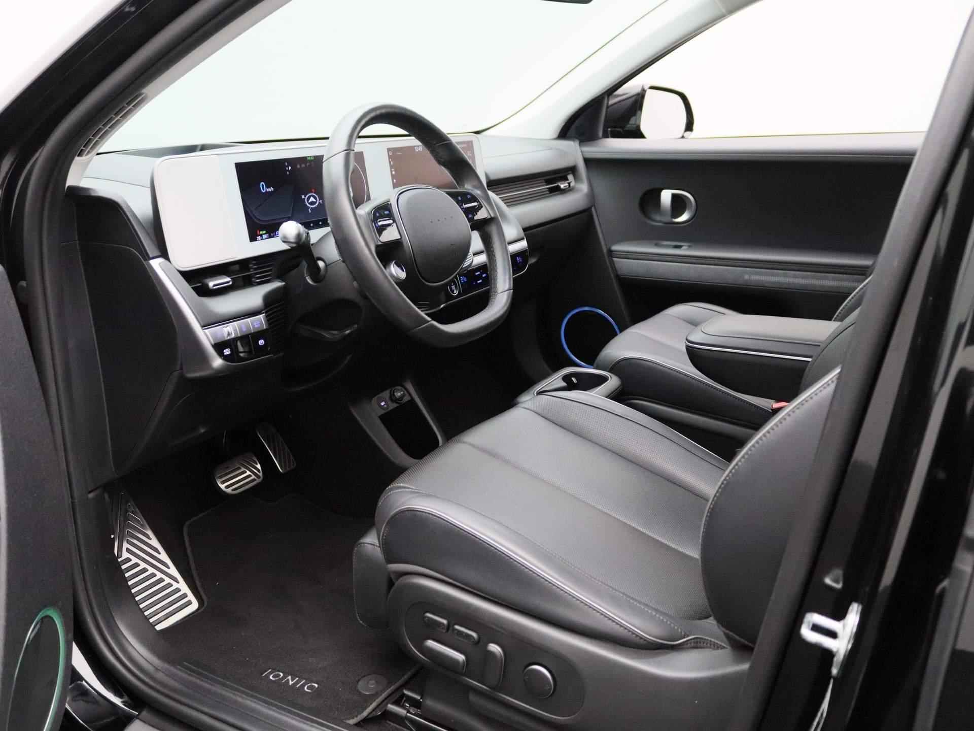 Hyundai IONIQ 5 Lounge AWD 73kWh | LEDER INTERIEUR | PANORAMADAK | ACHTERUITRIJCAMERA | LED VERLICHTING NAVIGATIE | CLIMATE CONTROL | PARKEERSENSOREN | - 18/57