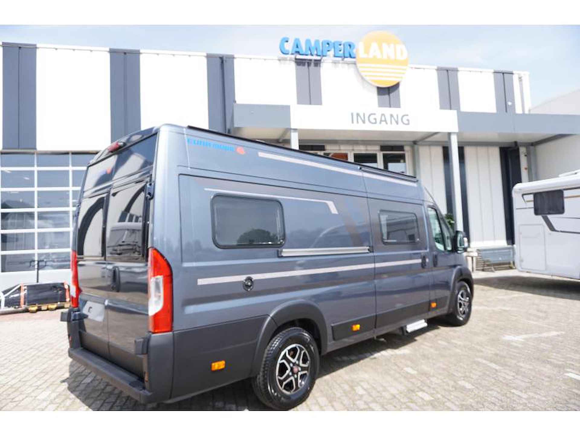 Eura Mobil Van 635 EB Mondial edition 180pk/aut - 4/21