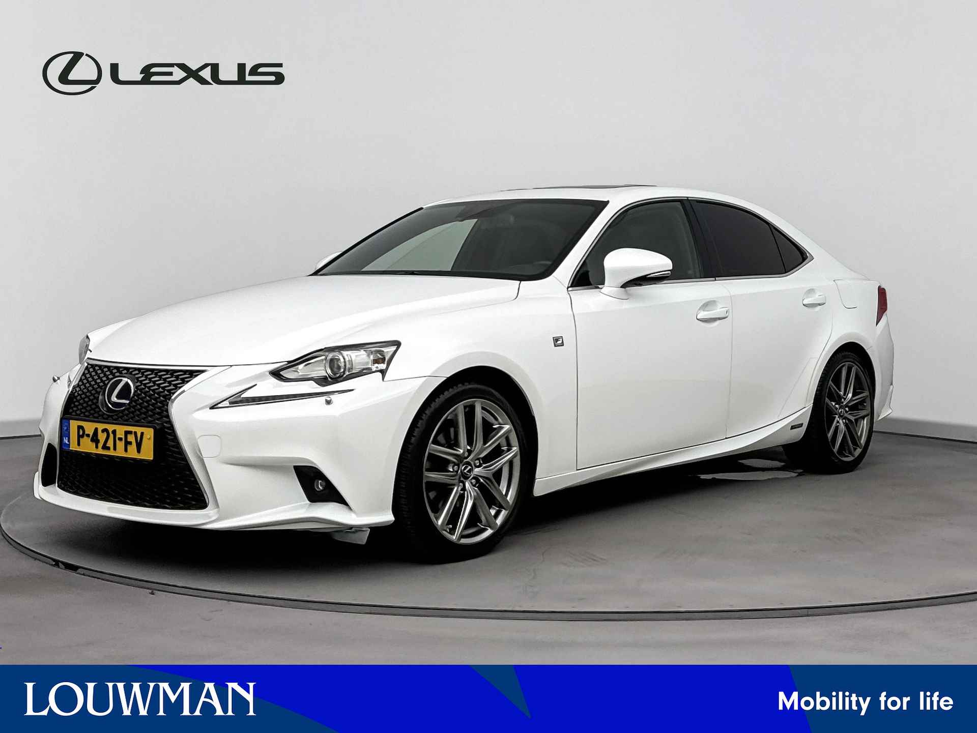 Lexus IS 300h F-Sport Line Limited | Zwart Leder | Glazen Schuifdak | ALL Season Banden | - 1/40