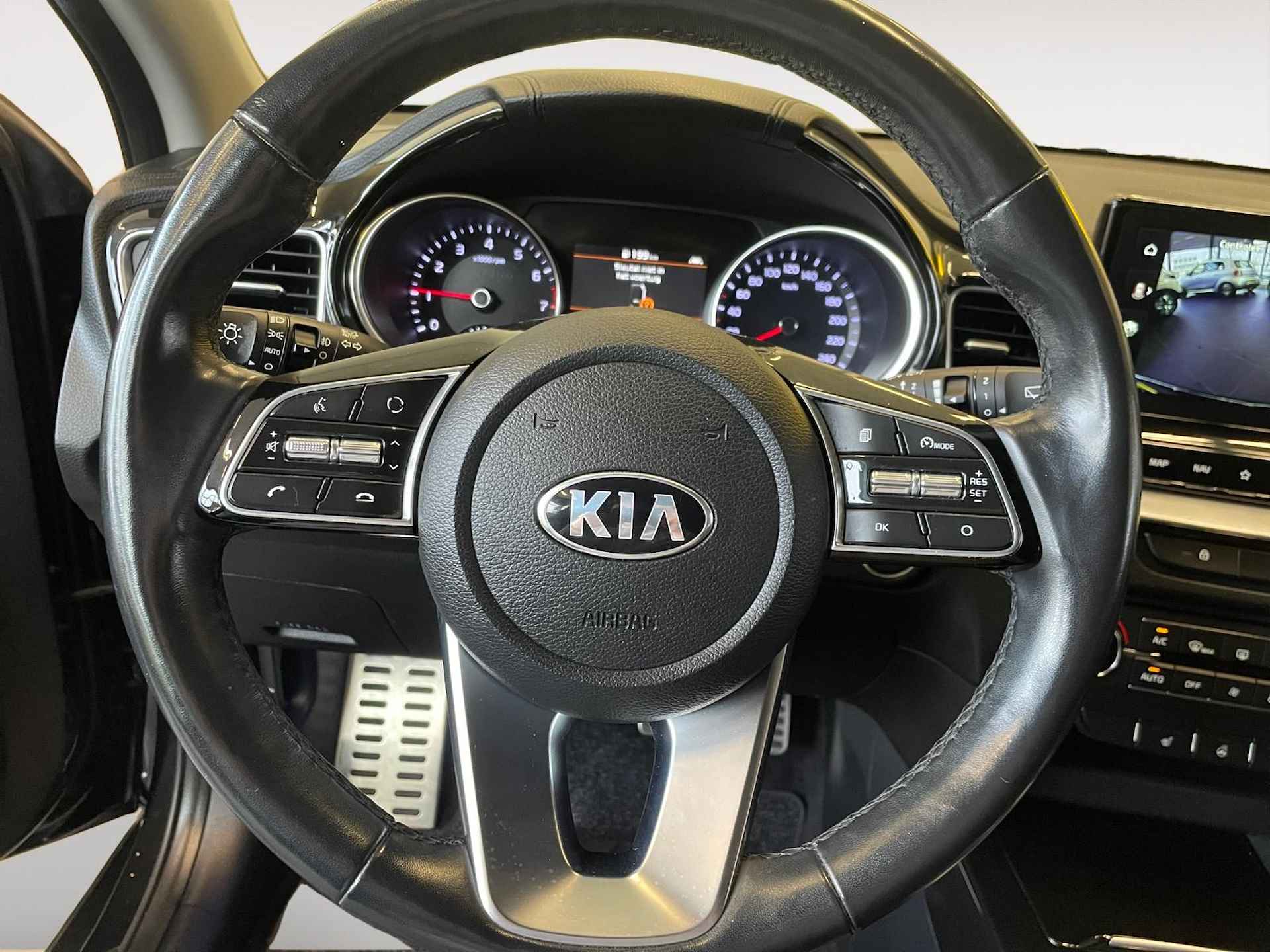 Kia XCeed 1.0 T-GDi DynamicPlusLine | Navigatie | Camera | Cruise & Climate Control | Stuurverwarming | Stoelverwarming | Dealer Onderhouden - 15/25