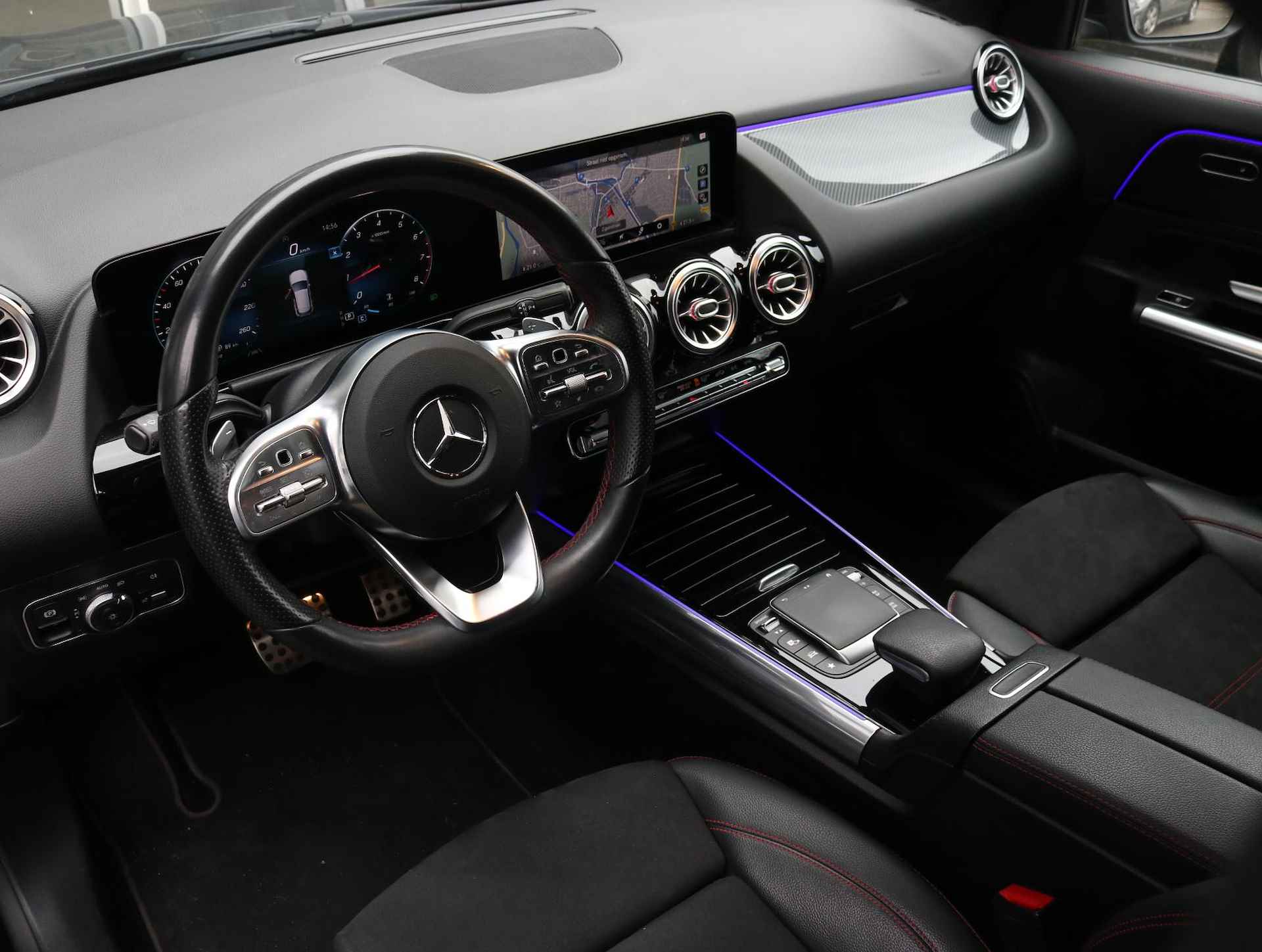 Mercedes-Benz GLA 200 Business Solution AMG | Trekhaak - 2/7