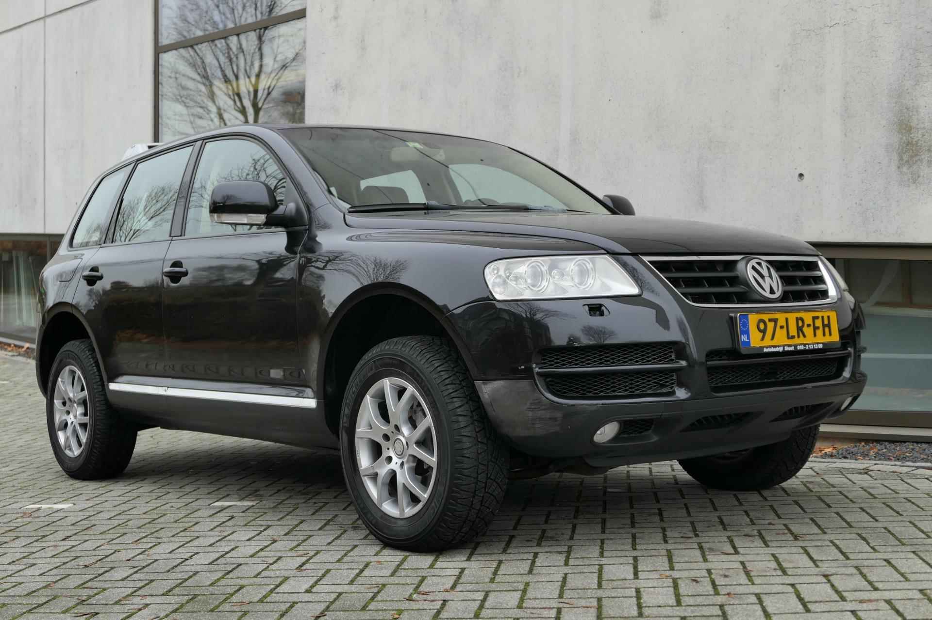 Volkswagen Touareg 3.2 V6 NAP Leder Dakdragers Navi Clima Xenon Youngtimer - 17/24