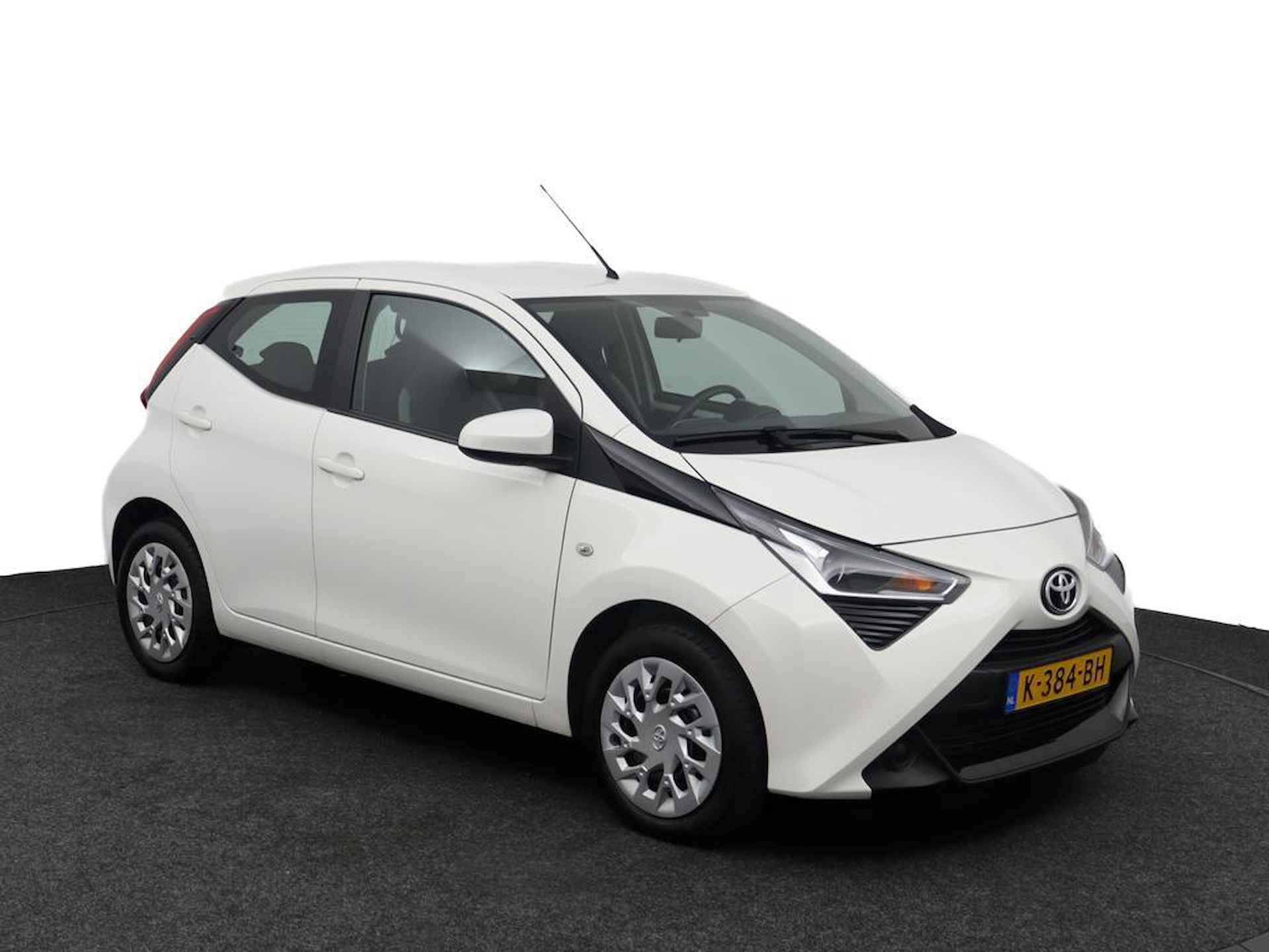 Toyota Aygo 1.0 VVT-i x-play | Automaat | Apple car play | Android auto | Parkeercamera | Airco | - 14/43